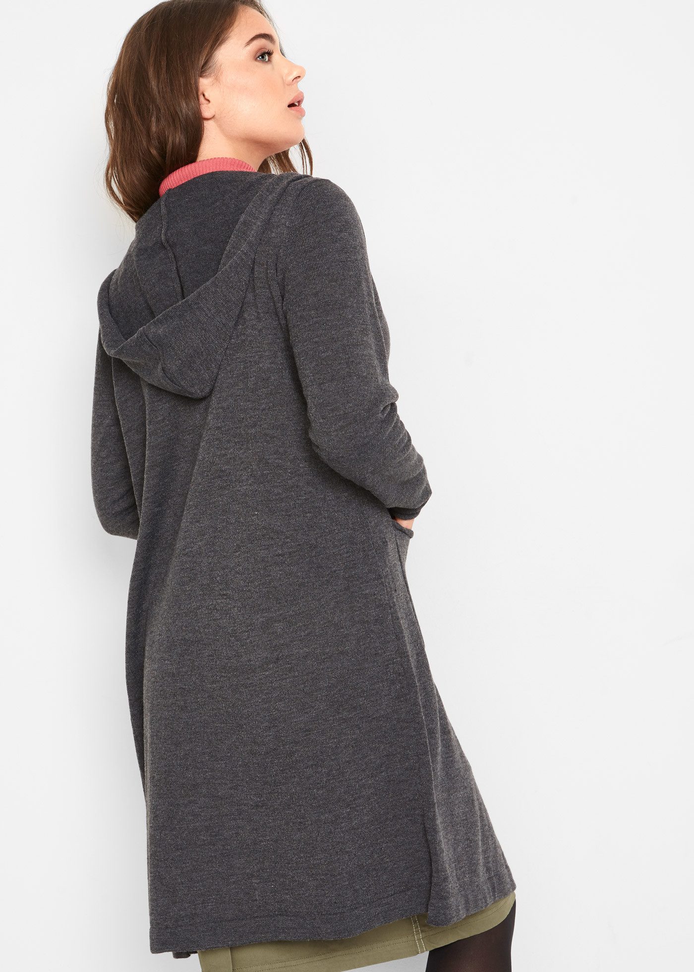 bonprix Longstrickjacke lässige Passform, mit Kapuze, mit aufgesetzten Taschen