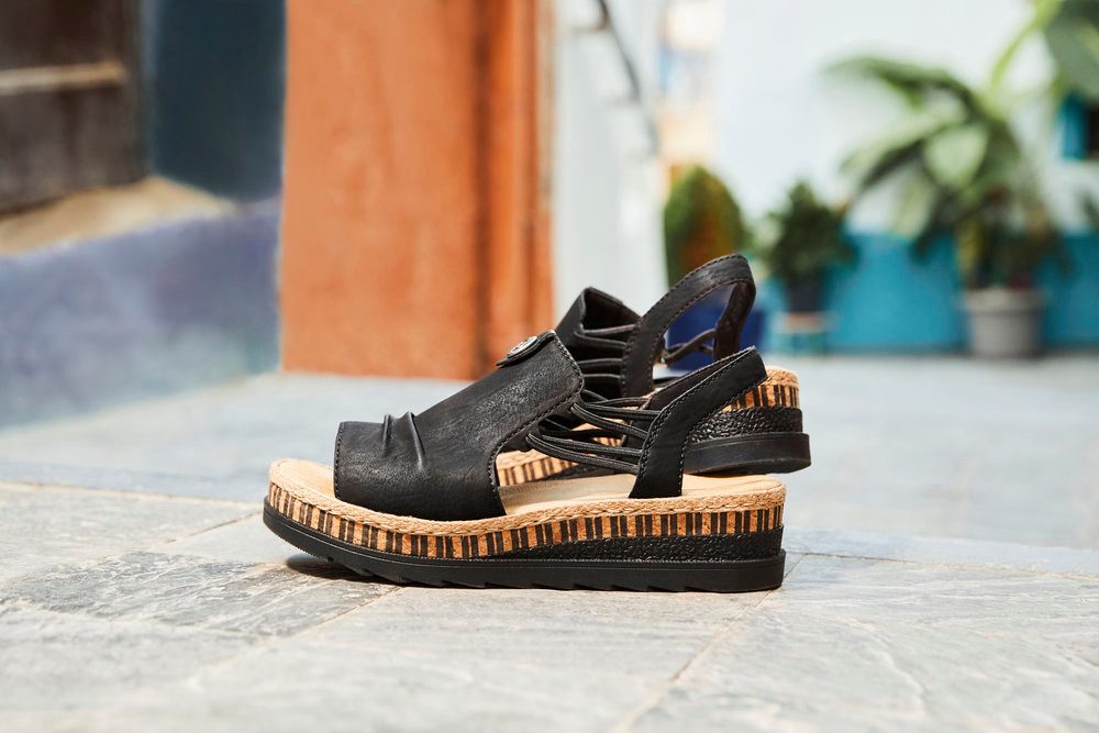 Rieker Plateausandale Sommerschuh, Sandalette, modisches Plateau