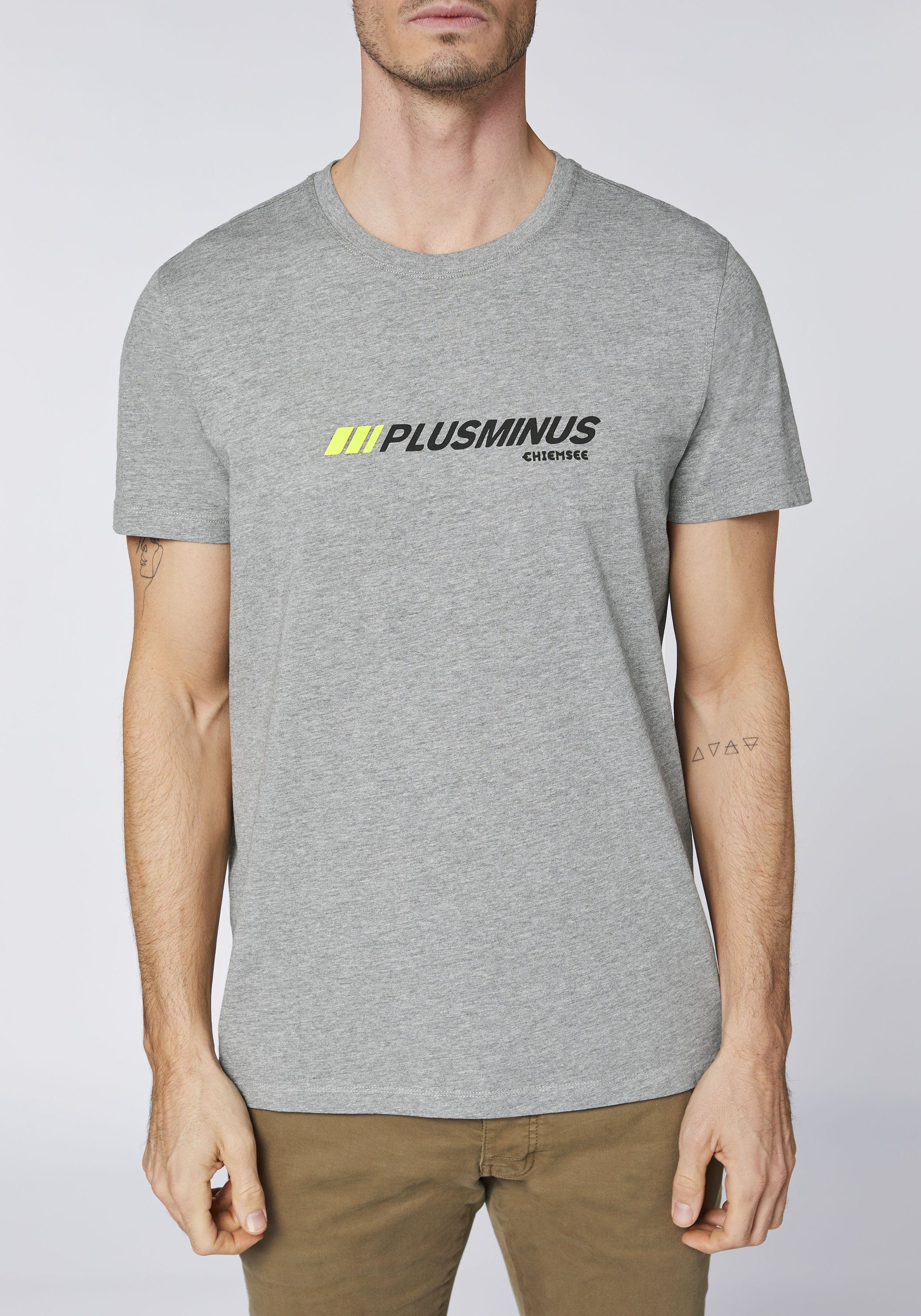 T-Shirt 1 mit Melange PLUS-MINUS-Print Medium Chiemsee Print-Shirt