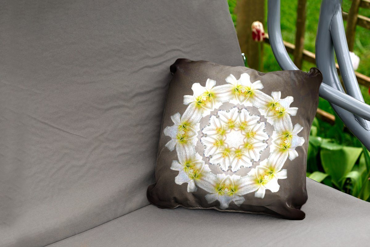 MuchoWow Dekokissen Eine weiße Outdoor Blume Kissenhülle, eines Form Dekokissen, in Mandalas, Kissenbezüge, Dekokissenbezug