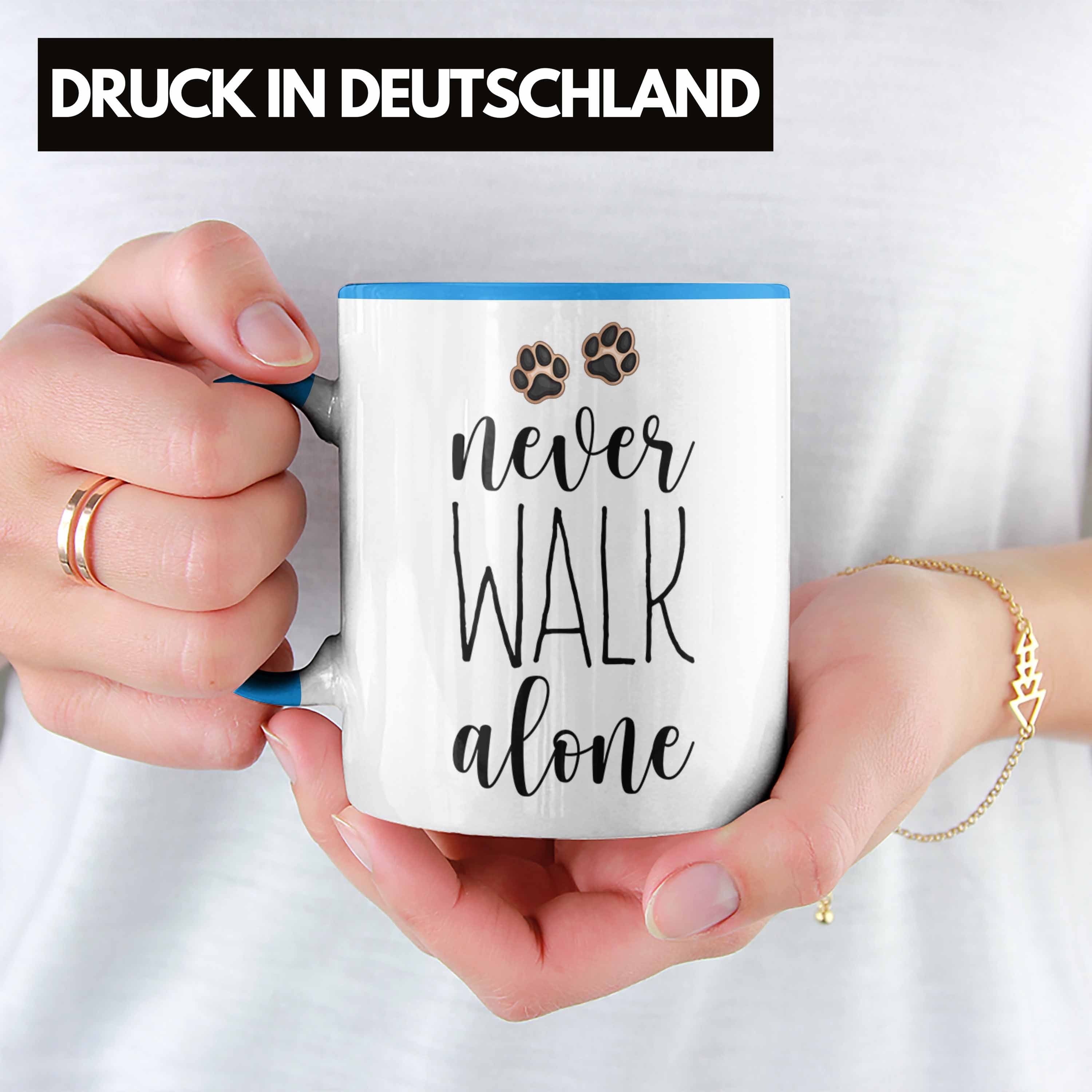Alone Hundebesitzer Walk Herrchen Tasse Blau Never Frauchen Geschenk Tasse Trendation Kaffee