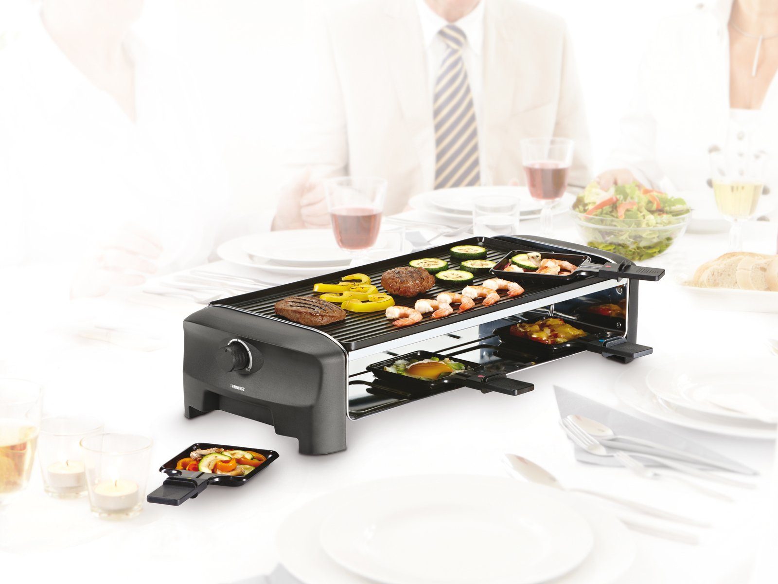 PRINCESS Raclette, 8 Raclettepfännchen, 1400 W, großes Raclet Gerät für 2-8 Personen Tisch-Grill wendbare Platte