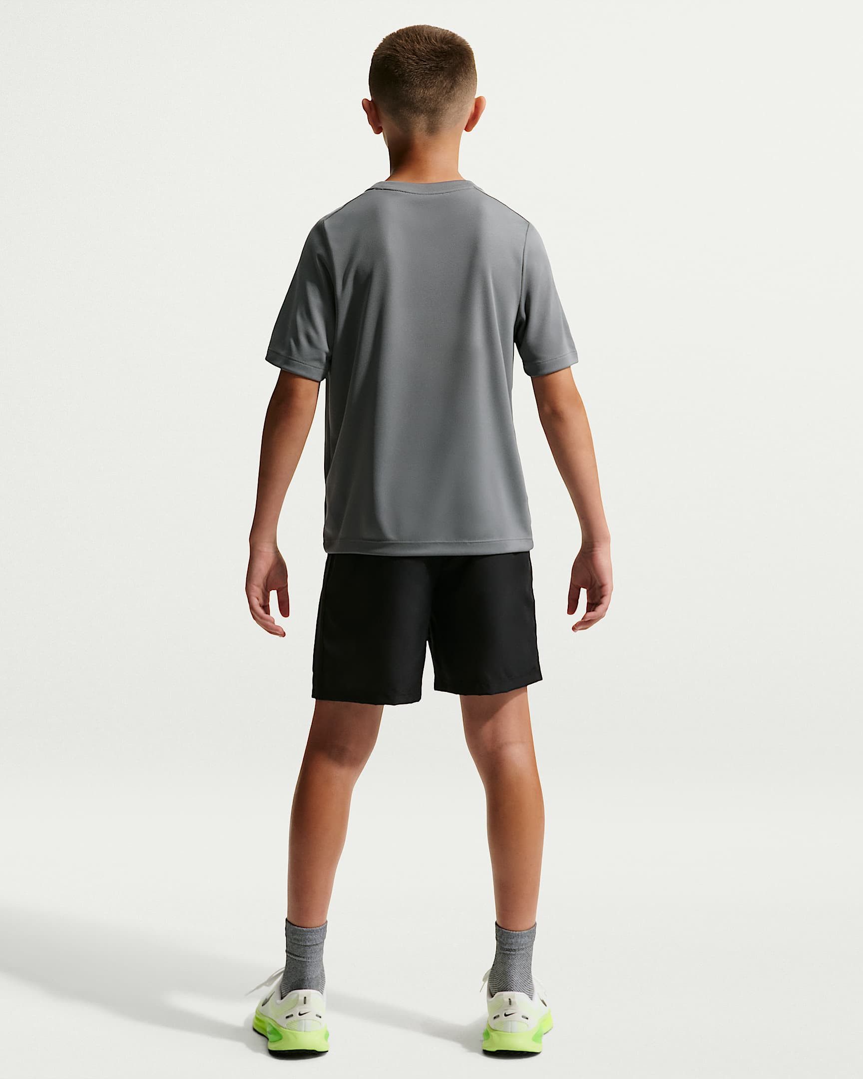 Nike Trainingsshorts Nike Multi Refresh Big Kids' (Boys) Shorts Für Kinder und Jugendliche – Bild 4 von 5