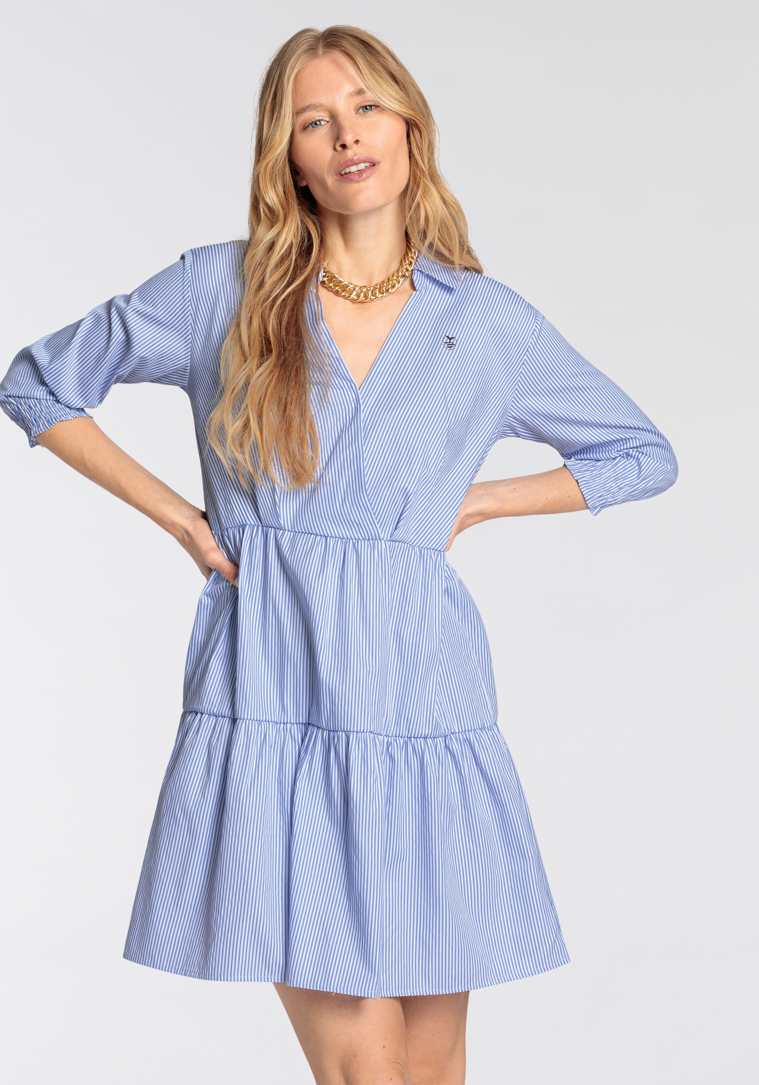 DELMAO Blusenkleid mit feinen Streifen günstig online kaufen