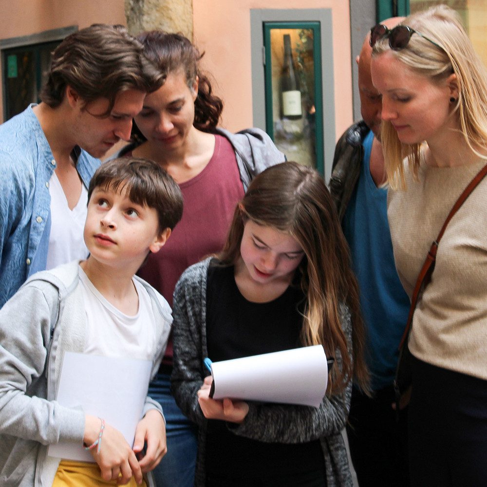 Jochen Schweizer Erlebnisgutschein Schnitzeljagd Wien mit Kindern (Schaurige Stadt), Detektivspaß in Wien: Rätsel lösen mit Kindern!