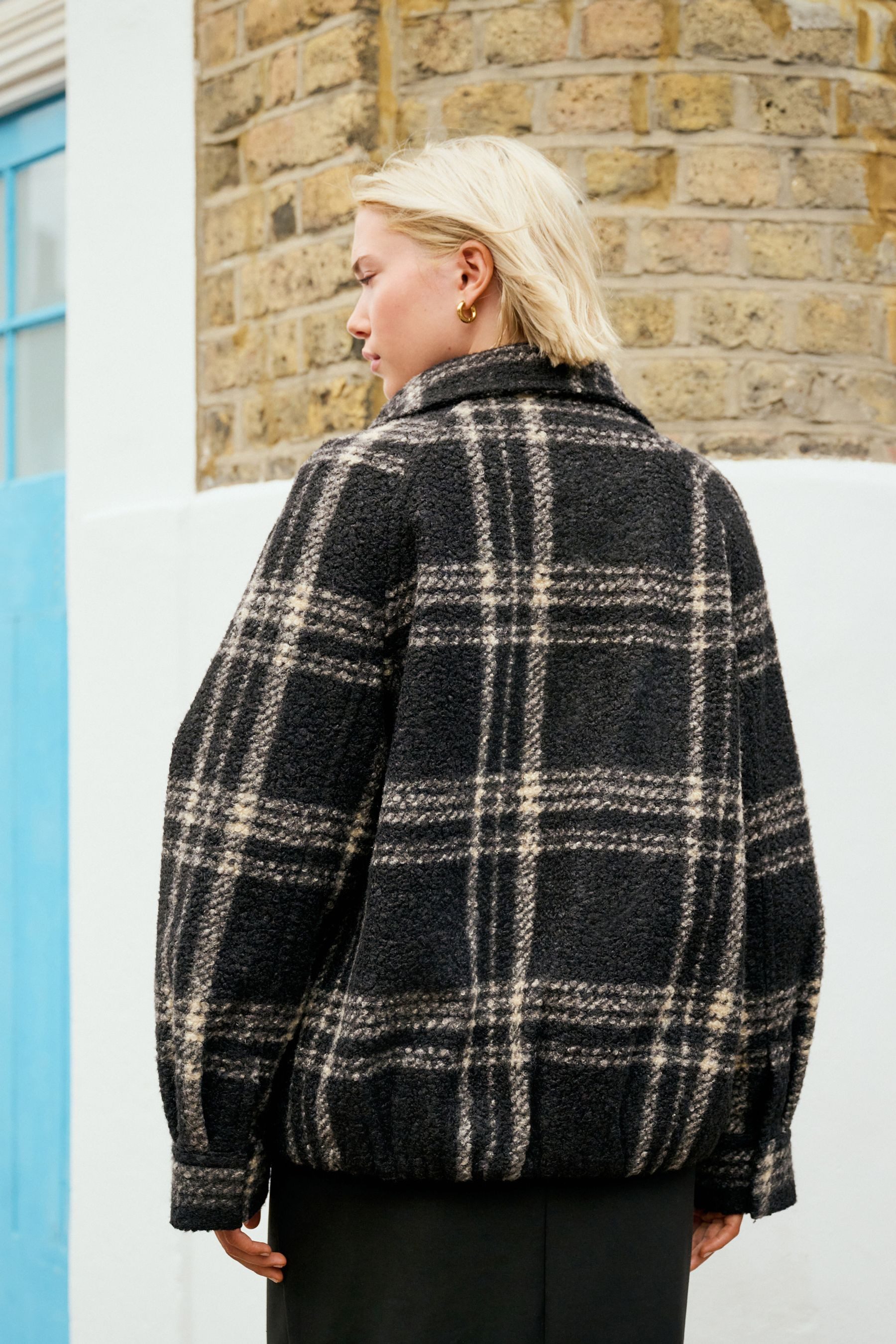 Next Kurzmantel Strickmantel mit Trichterkragen, Kurzgröße günstig online kaufen