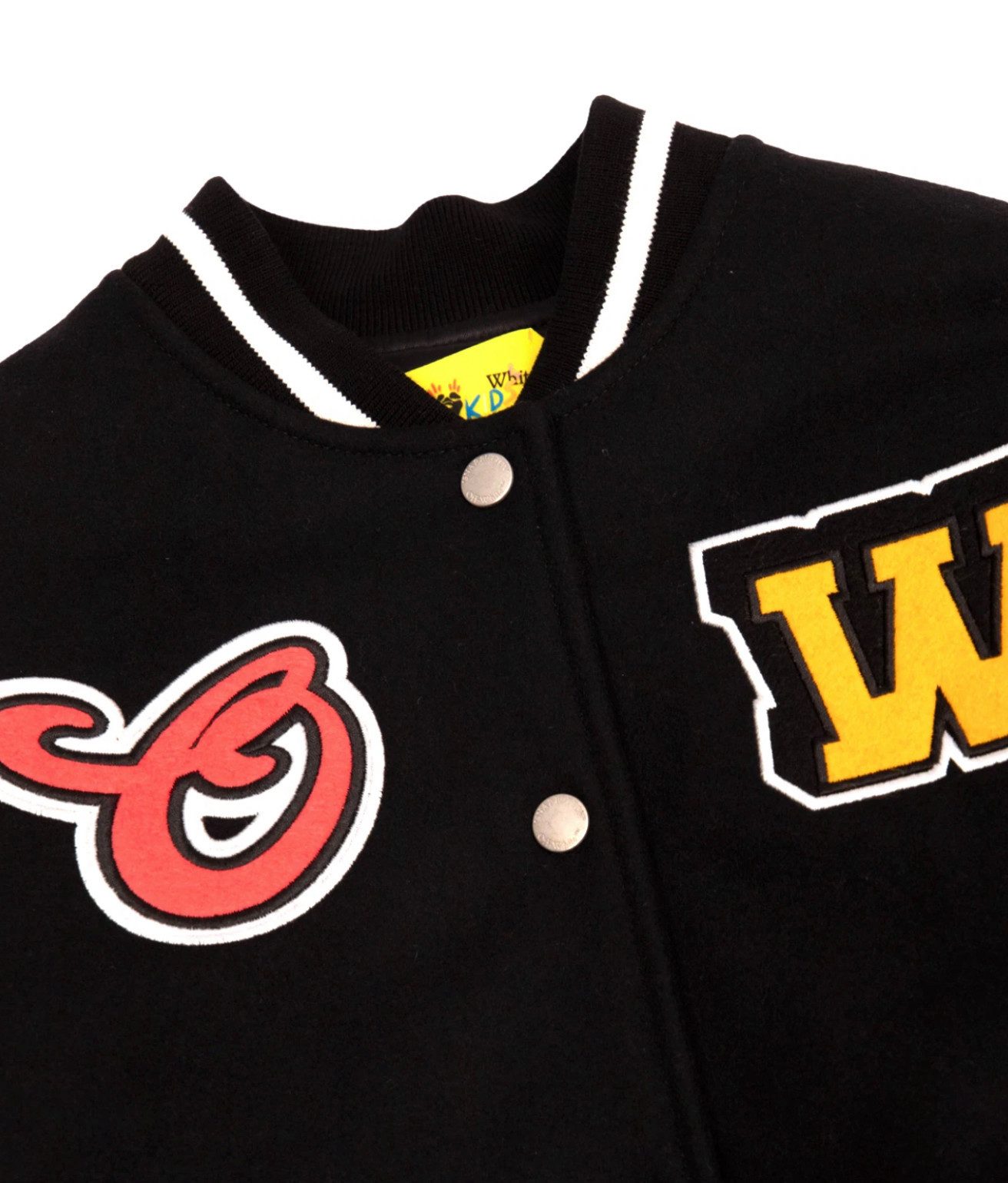 OFF-WHITE Bomberjacke Kids Varsity College Jacke Multicolor Patches vereint luxuriöse Materialien und handwerkliche Präzision