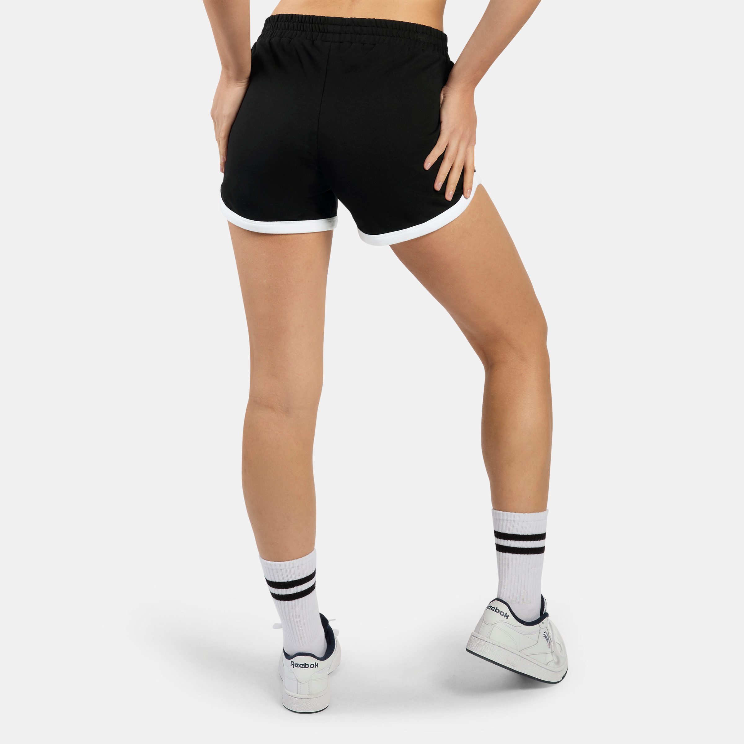 Reebok Sweatshorts ID COLORBLOCK SHORTS sportlicher Stil, für Sportmode und aktive Freizeit, leichtes Design