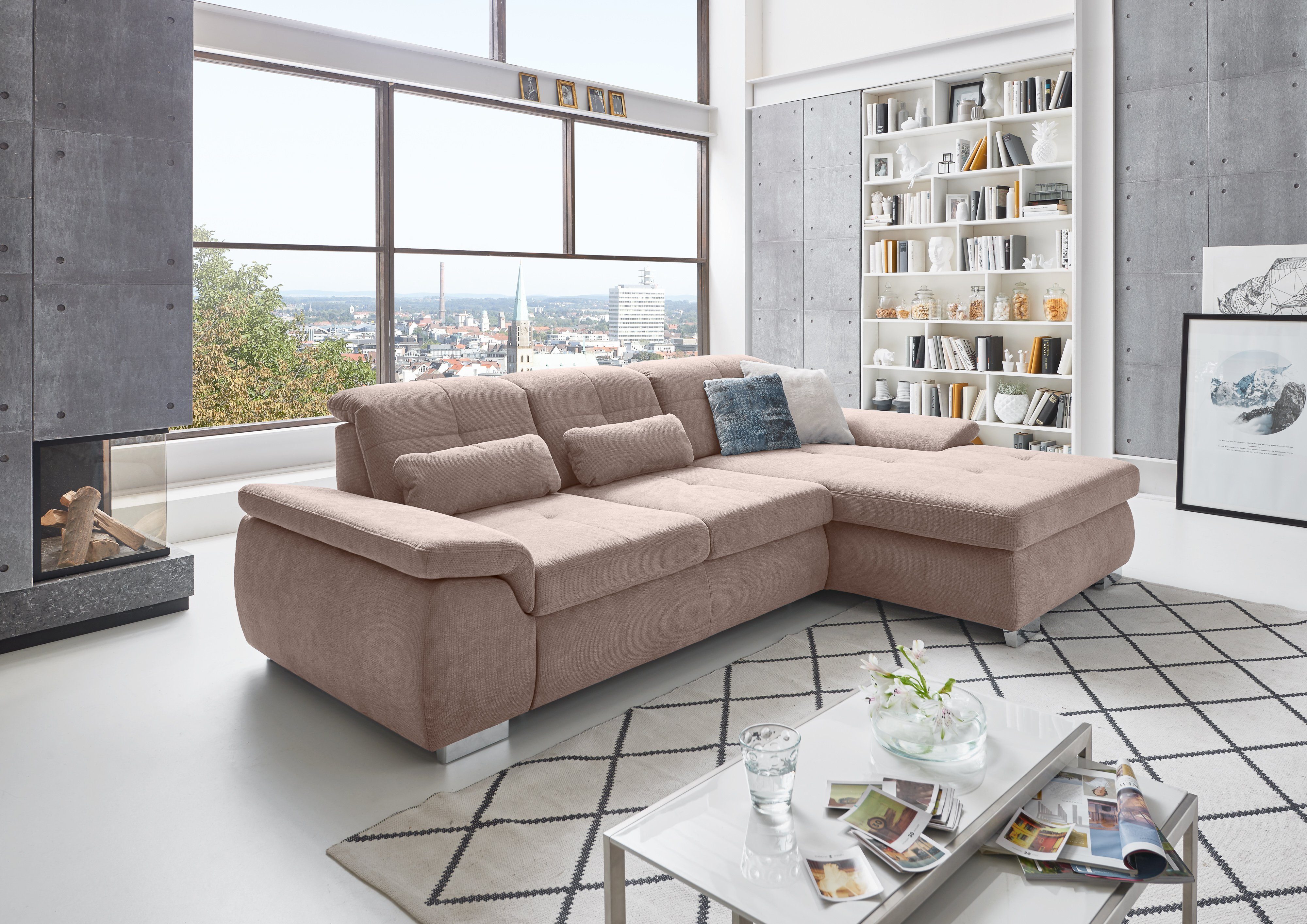 Die PlanBar Ecksofa MP-IN16037 L-Form, Breite 289 cm, mit Kaltschaum-Polsterung, mit Sitztiefenverstellung & Zierkissen