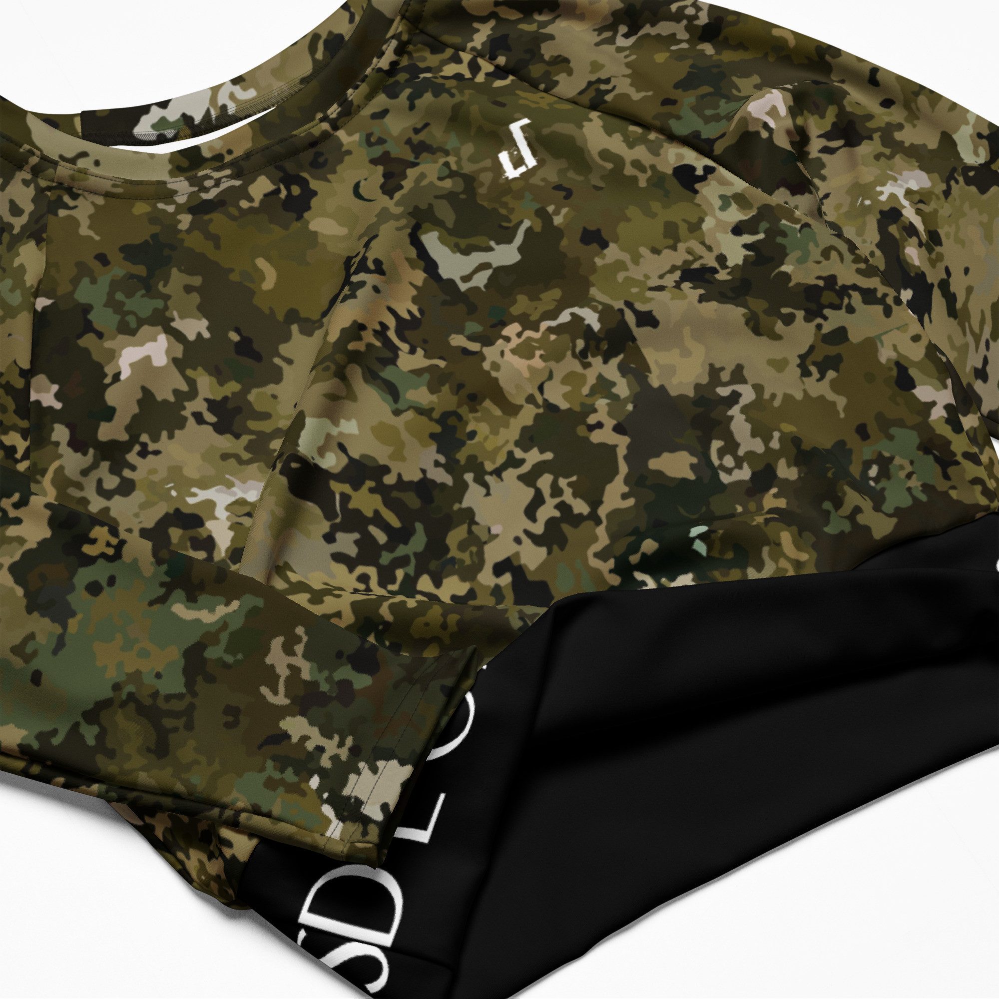 DECALVIBES Crop-Top Crop Top mit langen Ärmeln Forest Camouflage UPF 50+, lange Raglanärmel, Crop-Schnitt, recyceltes Material