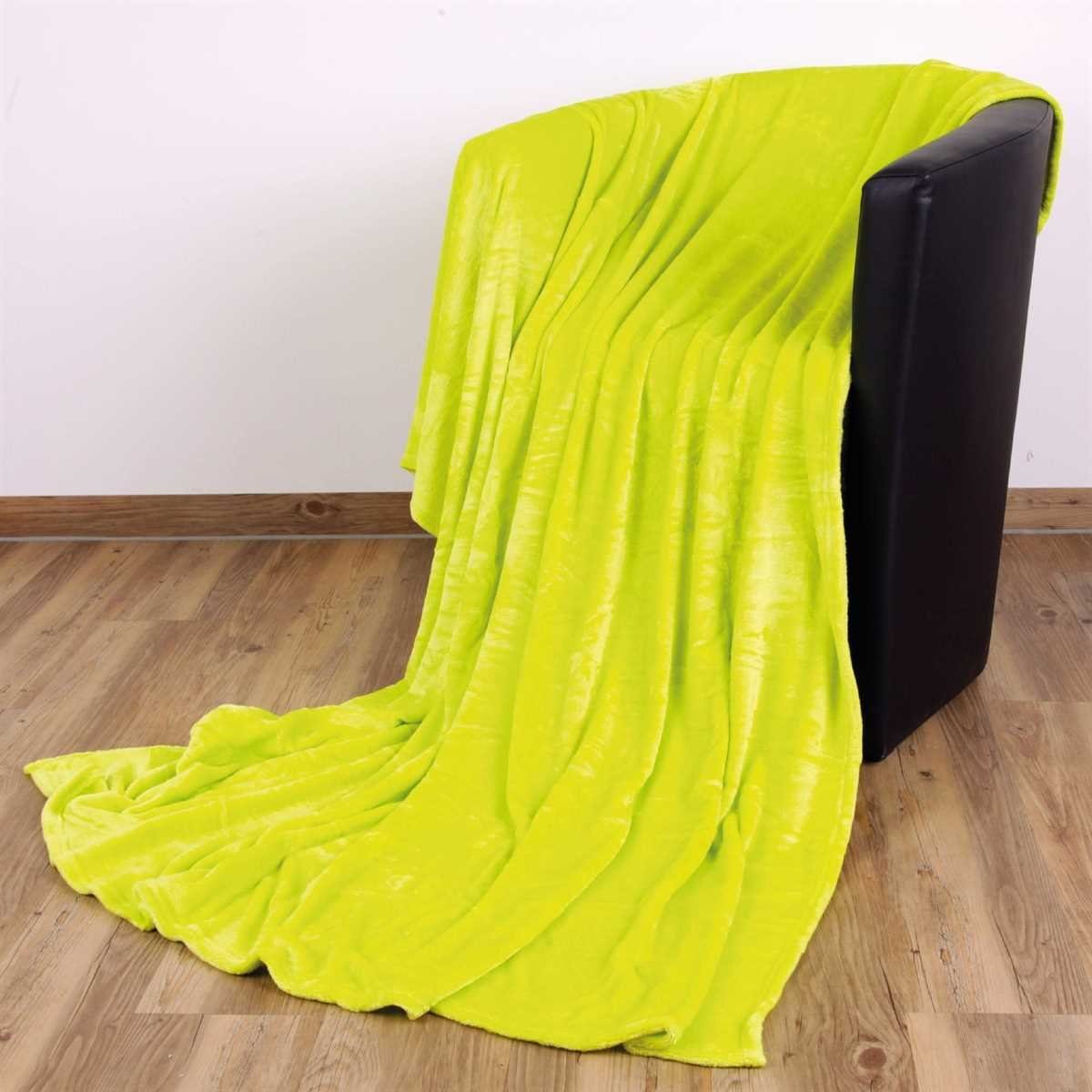 Wohndecke, Bestlivings, Kuscheldecke "Celina" - Grün - 220x240 cm (BxL) - hochwertige Flauschige Kuschel Decke in vielen Farben und Größen