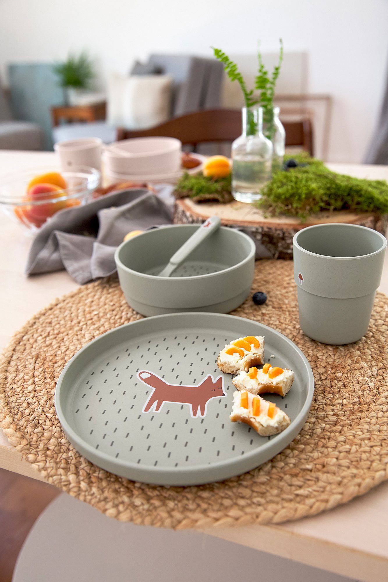 LÄSSIG Kindergeschirr-Set Little Forest, Hase (4-tlg), 1 Personen, Polypropylen, Zellulose, mit Teller, Schale, Becher und Löffel