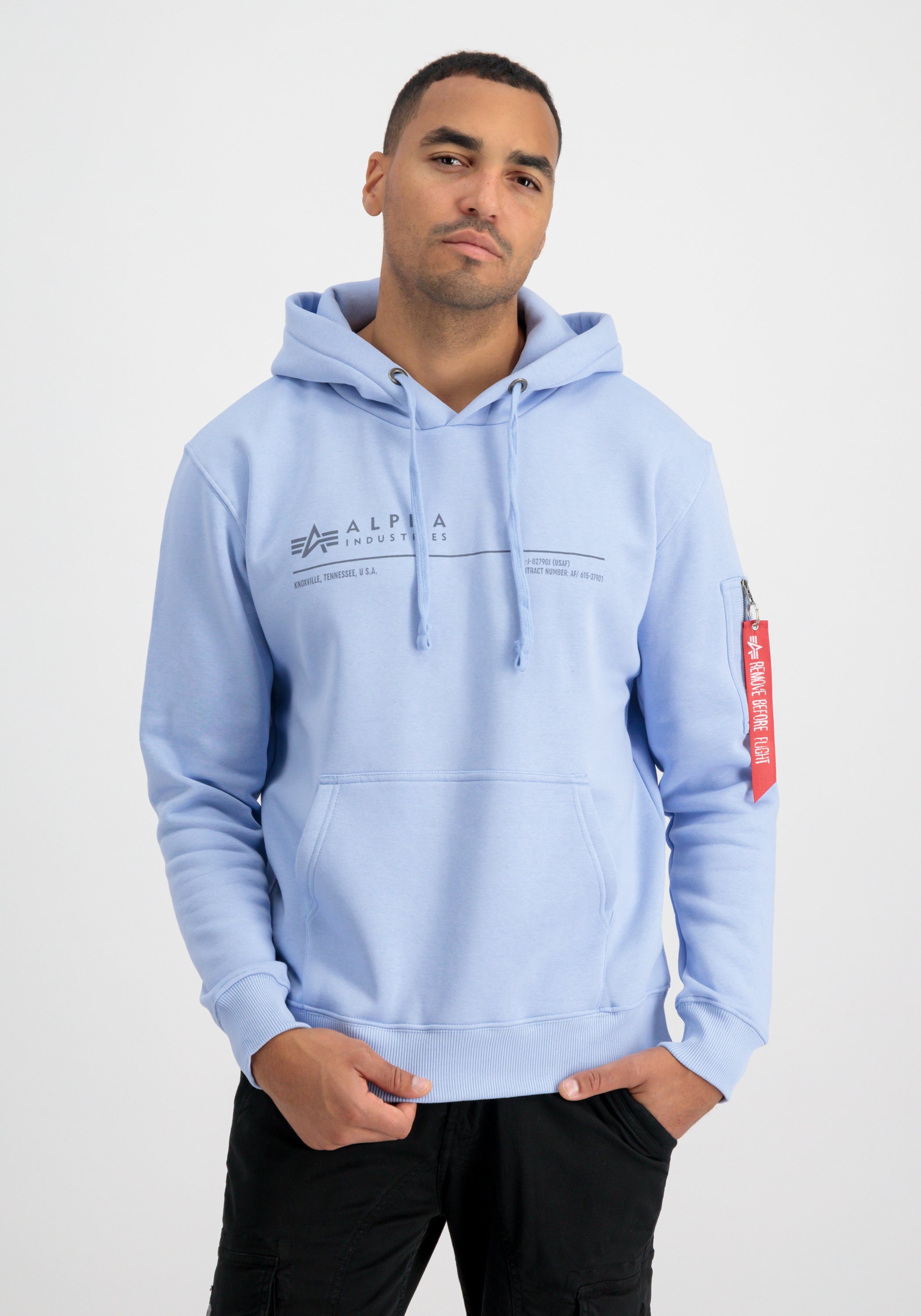 Alpha Industries Hoodie Alpha Industries Herren Kapuzenpullover AI  Reflective, Reflektierendes Alpha Logo auf der Brust