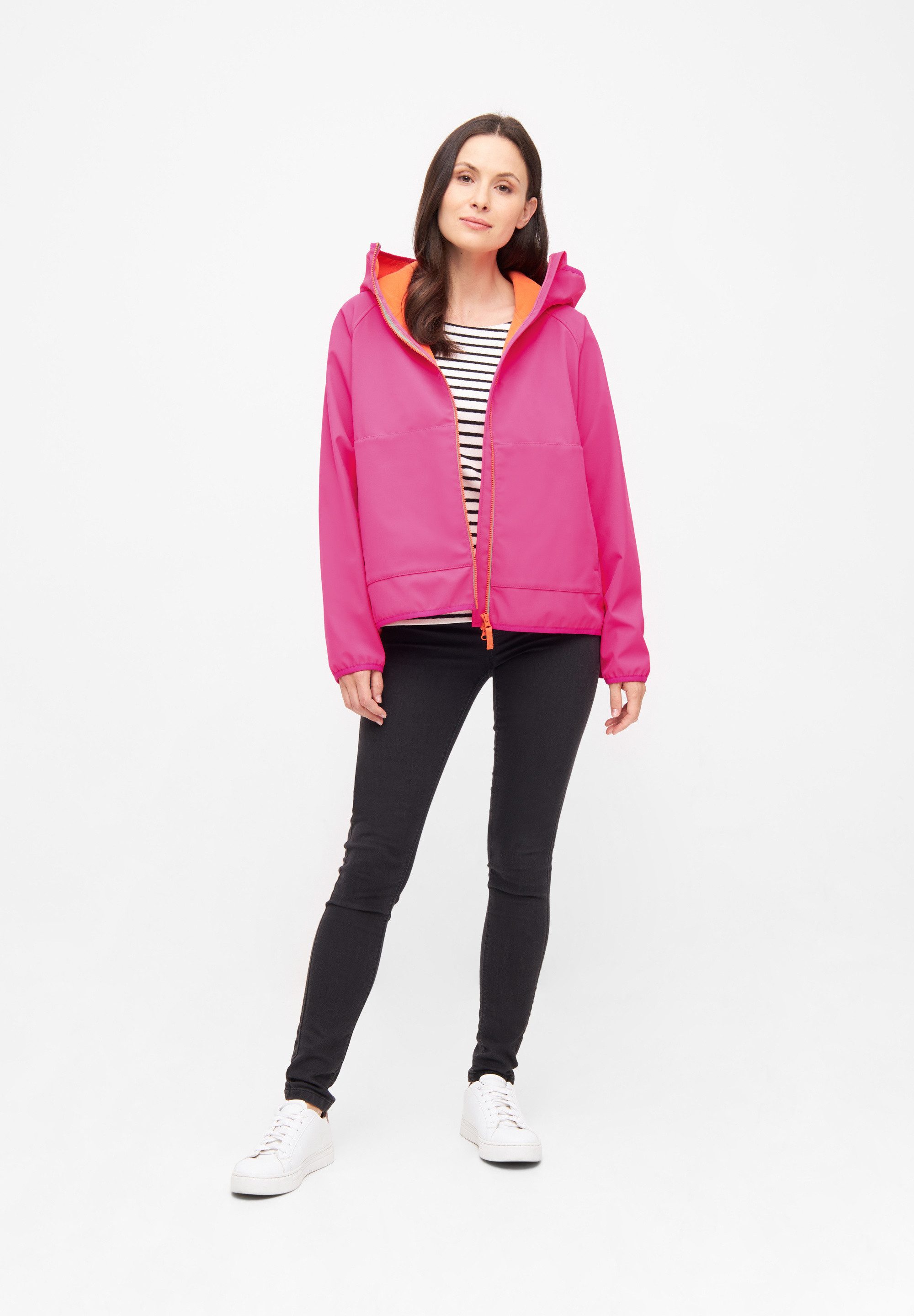 Derbe Softshelljacke Peutby wasserabweisend, winddicht, Kapuze