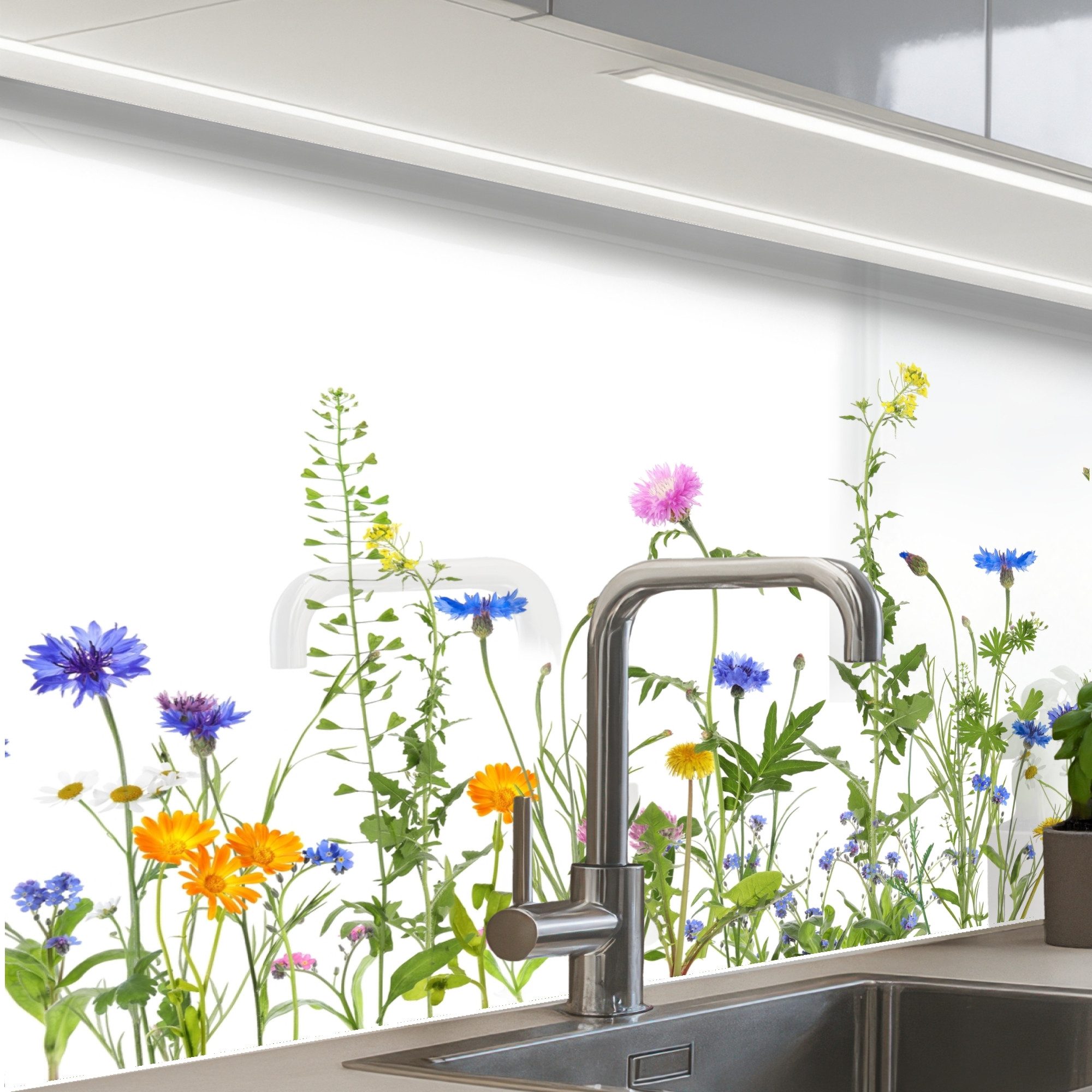 KitchenYeah Küchenrückwand selbstklebend Blumen - Feldblumen - Frühling, (1 günstig online kaufen