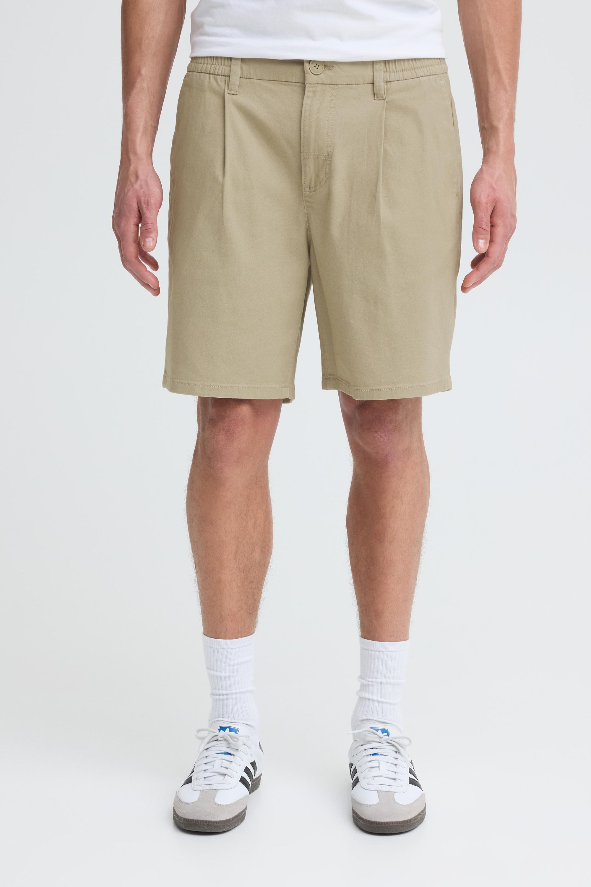 !Solid Chinoshorts SDGibboni Stilvolle Chinohose mit elastischem Bund und Gürtelschlaufen