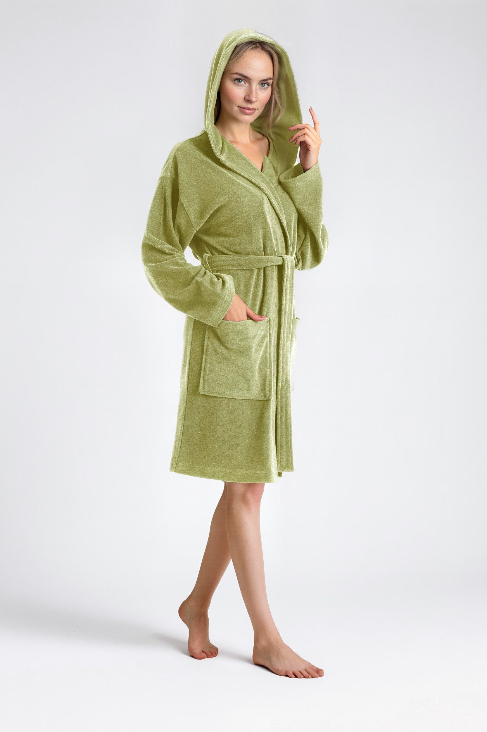 my home Damenbademantel Sina, ideal für Sauna & Spa, Hotelbademantel, Morgenmantel, Kurzform, Wirkfrottee, Kapuze, Gürtel, einfarbiger Bademantel, kurz, hoher Baumwollanteil, XS-4XL