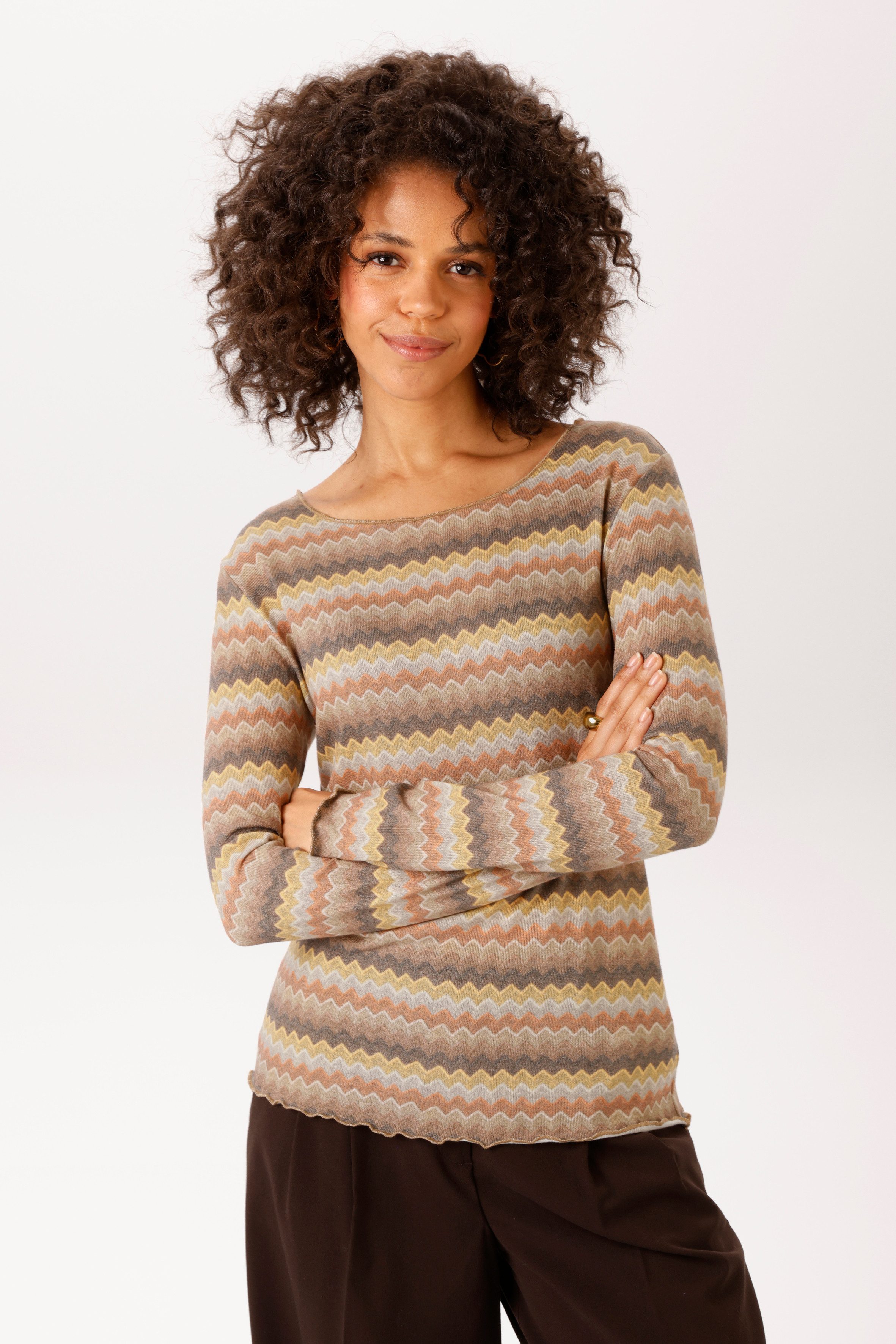Aniston CASUAL Langarmshirt im trendfarbenem, geringelten Zick-Zack-Muster - NEUE KOLLEKTION. € 29,99, (€ 29,99 pro 1 Stk).