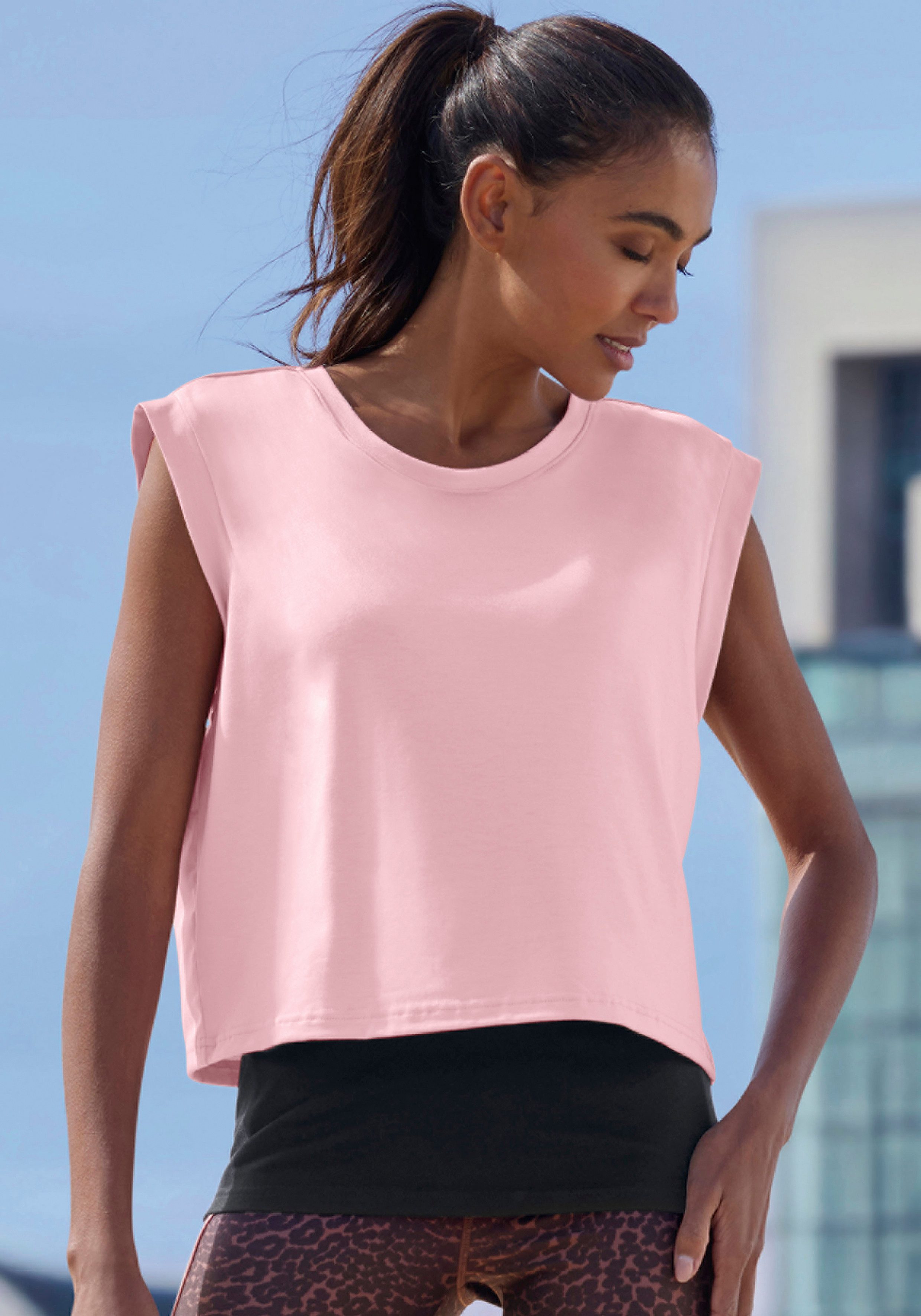 LASCANA ACTIVE 2-in-1-Shirt im doppellagigen Look