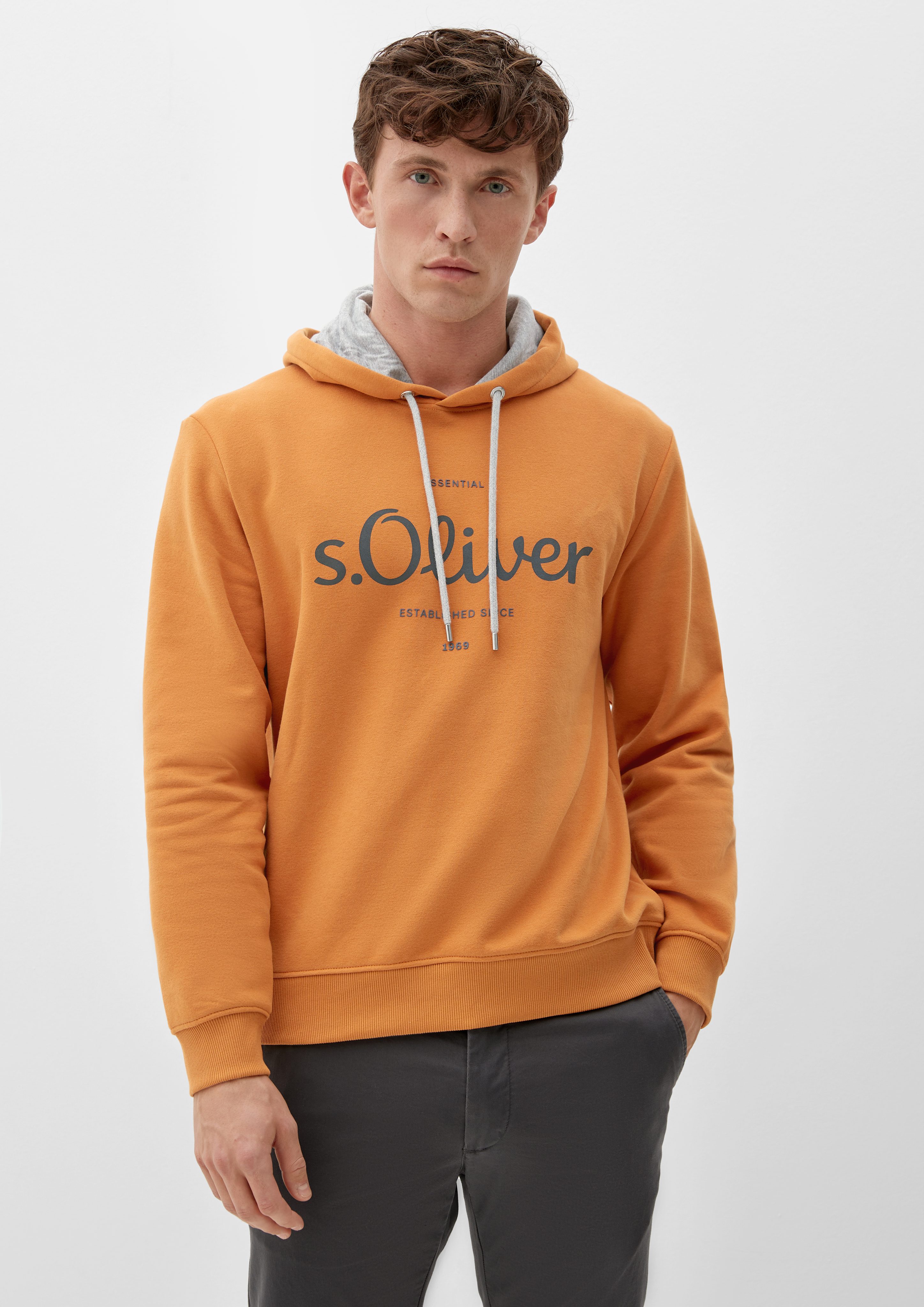 s.Oliver Sweatshirt Hoodie mit Frontprint orange