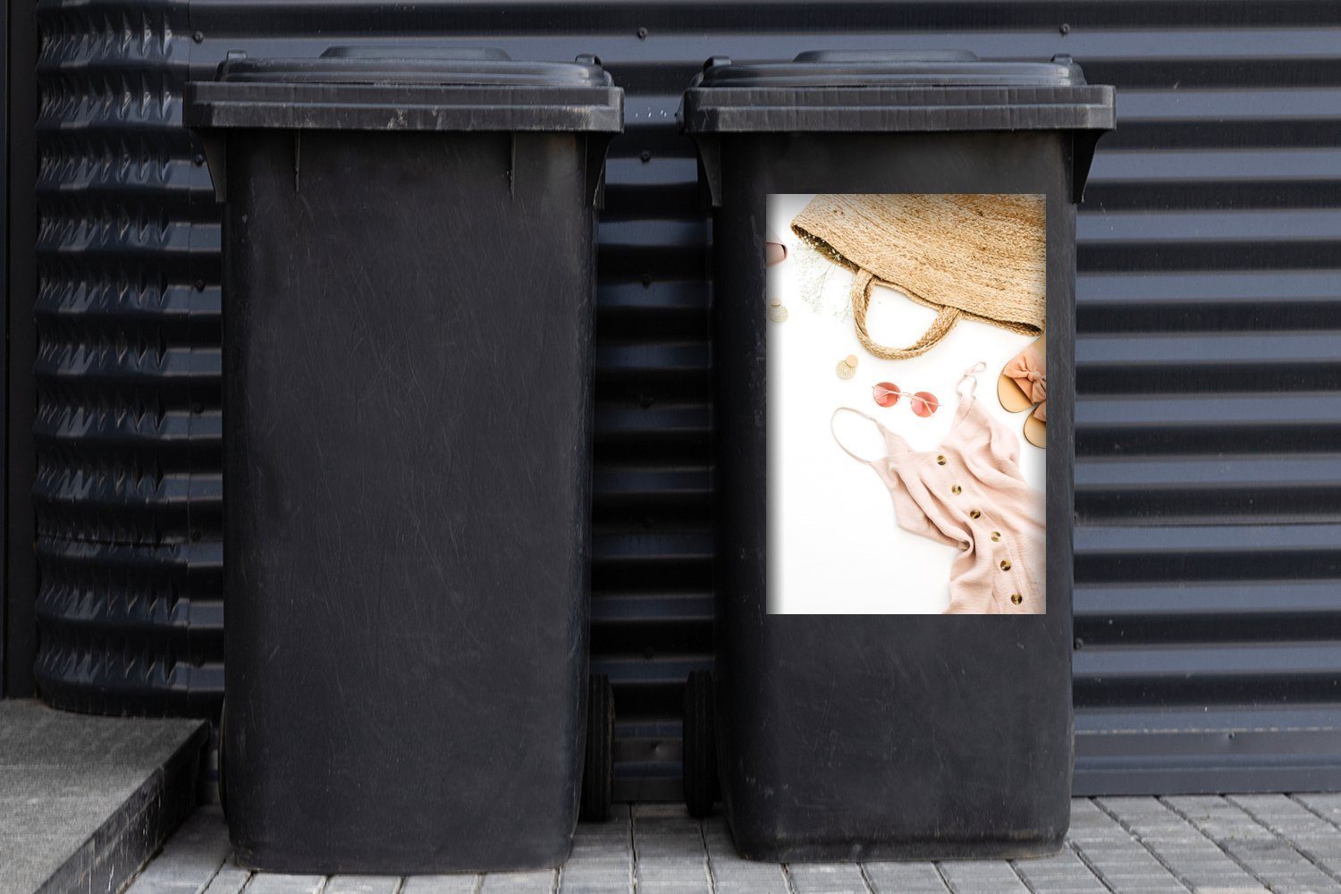 Container, Abfalbehälter - (1 Sticker, Wandsticker Mülleimer-aufkleber, - Tasche St), MuchoWow Sonnenbrille Mülltonne, Hausschuhe