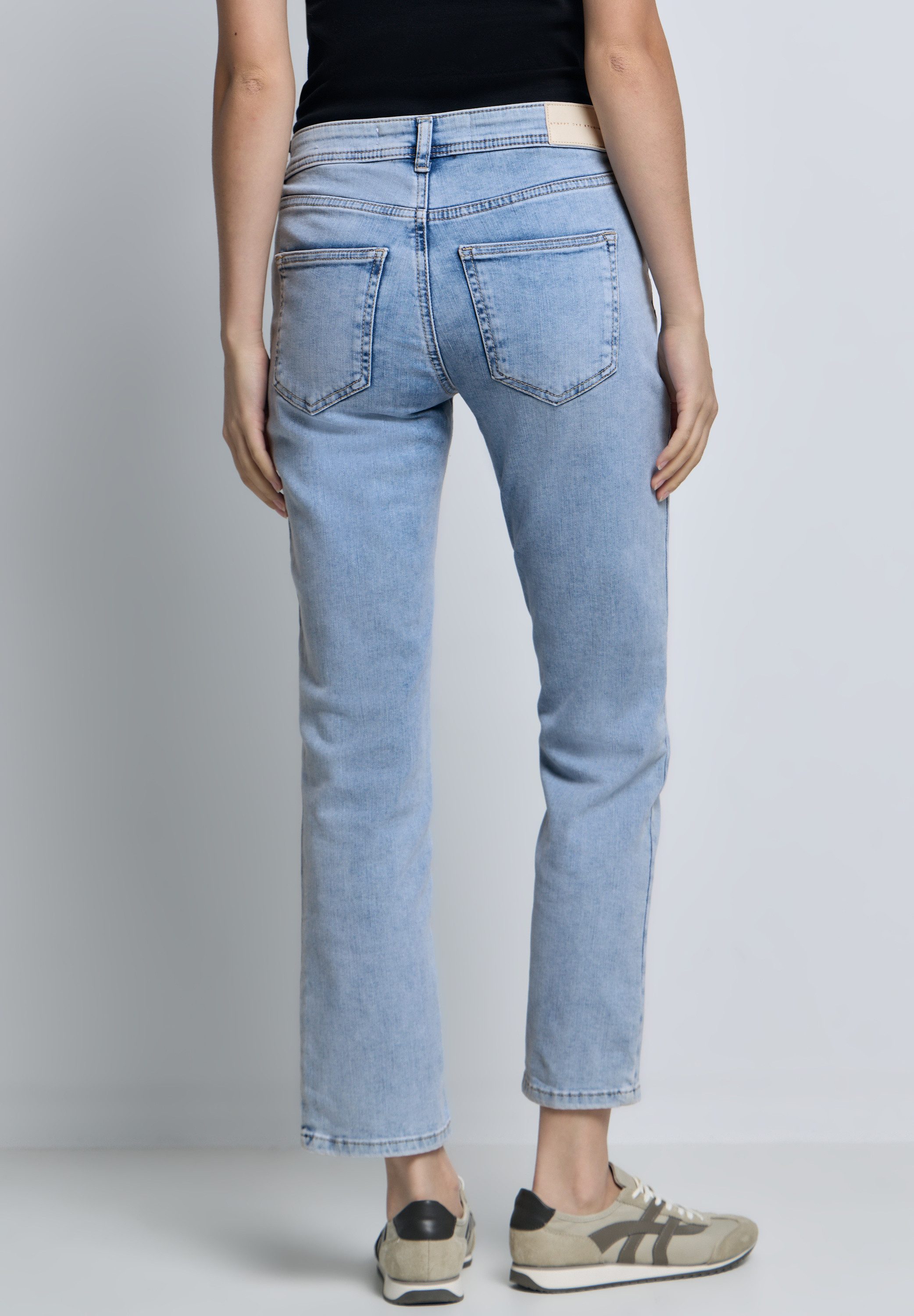 STREET ONE STUDIO Slim-fit-Jeans Middle Waist – Bild 2 von 5
