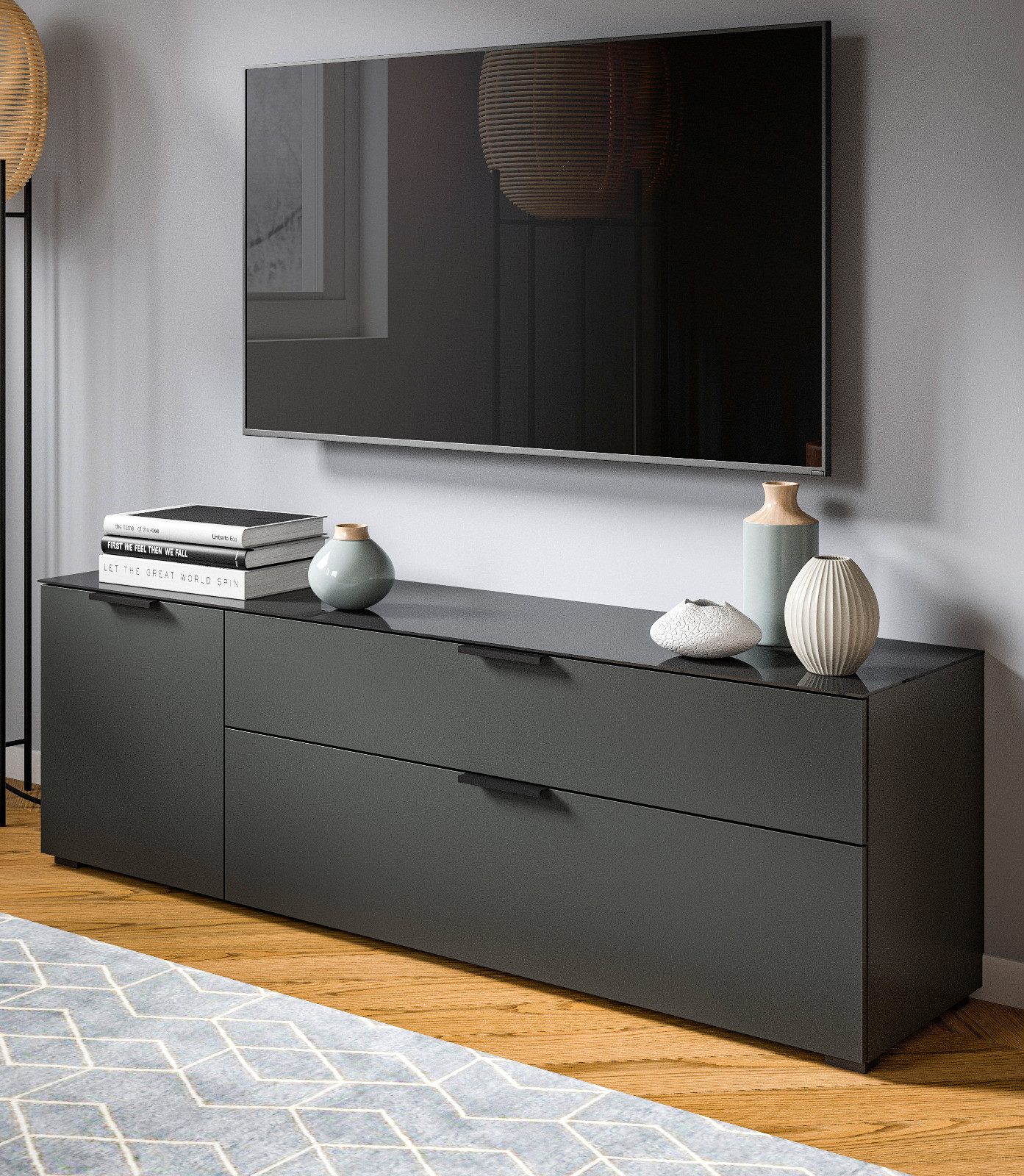 Inn.Furn Lowboard Riano (in grau / anthrazit mit Glasauflage, 160 x 51 cm), mit Soft-Close und Vollauszug