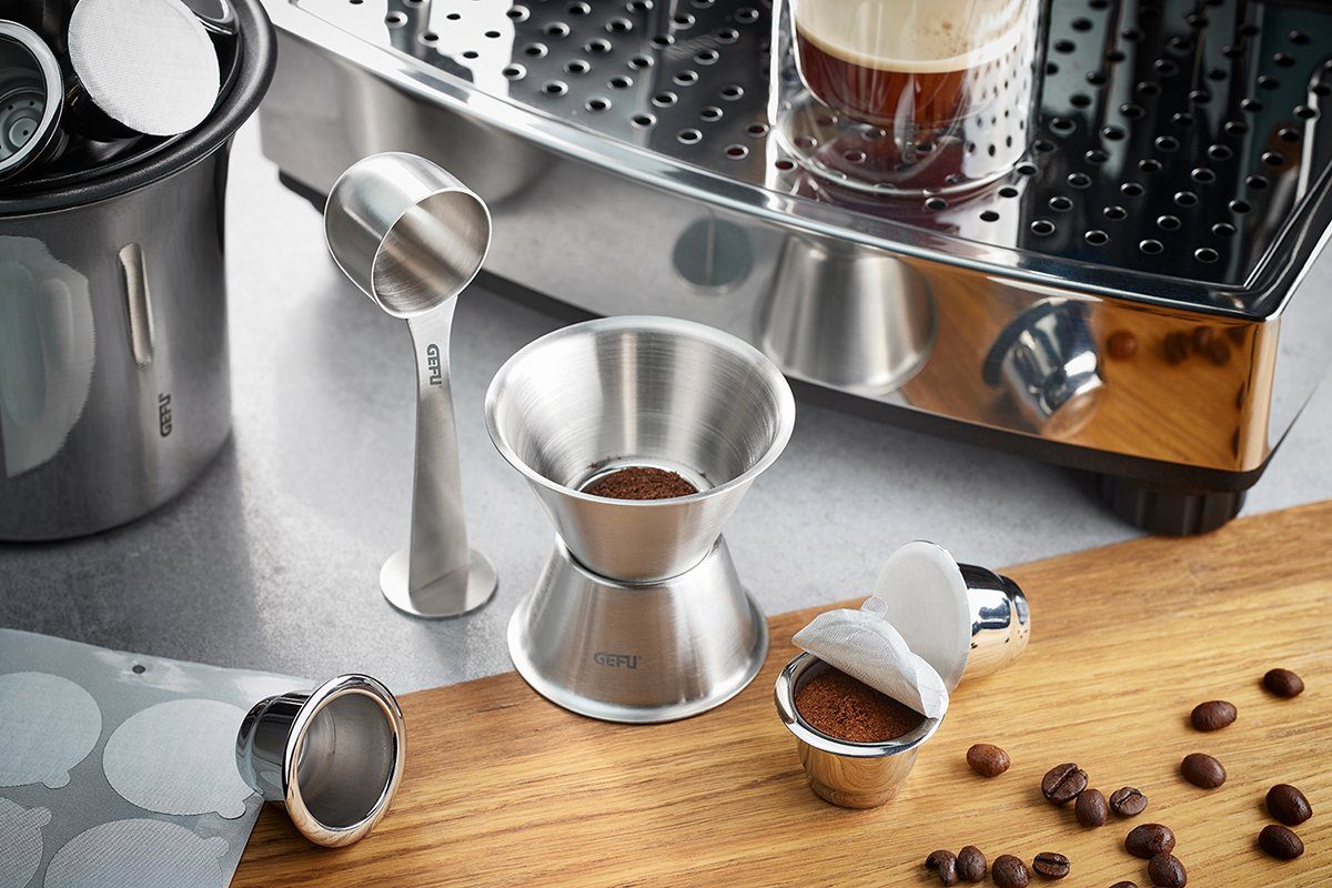GEFU Wiederbefüllbare Espresso-Kapsel Set: Trichter und Kaffeemaß-Set CONSCIO + 4 Kaffee – Bild 3 von 3
