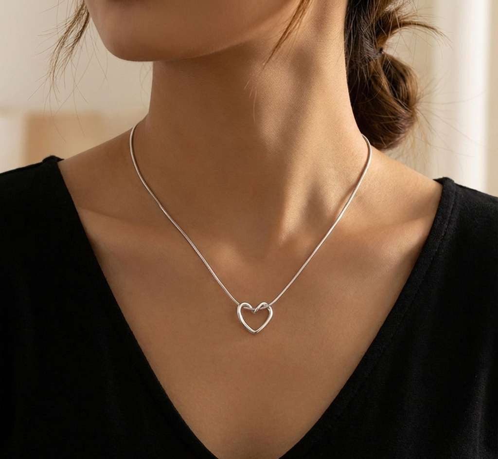 Taffstyle Herzkette Halskette aus 925 Sterling Silber für Damen mit Infinity Herz Anhänger (Edle Halskette mit verschlungenem Herzanhänger – perfekte Geschenkidee)
