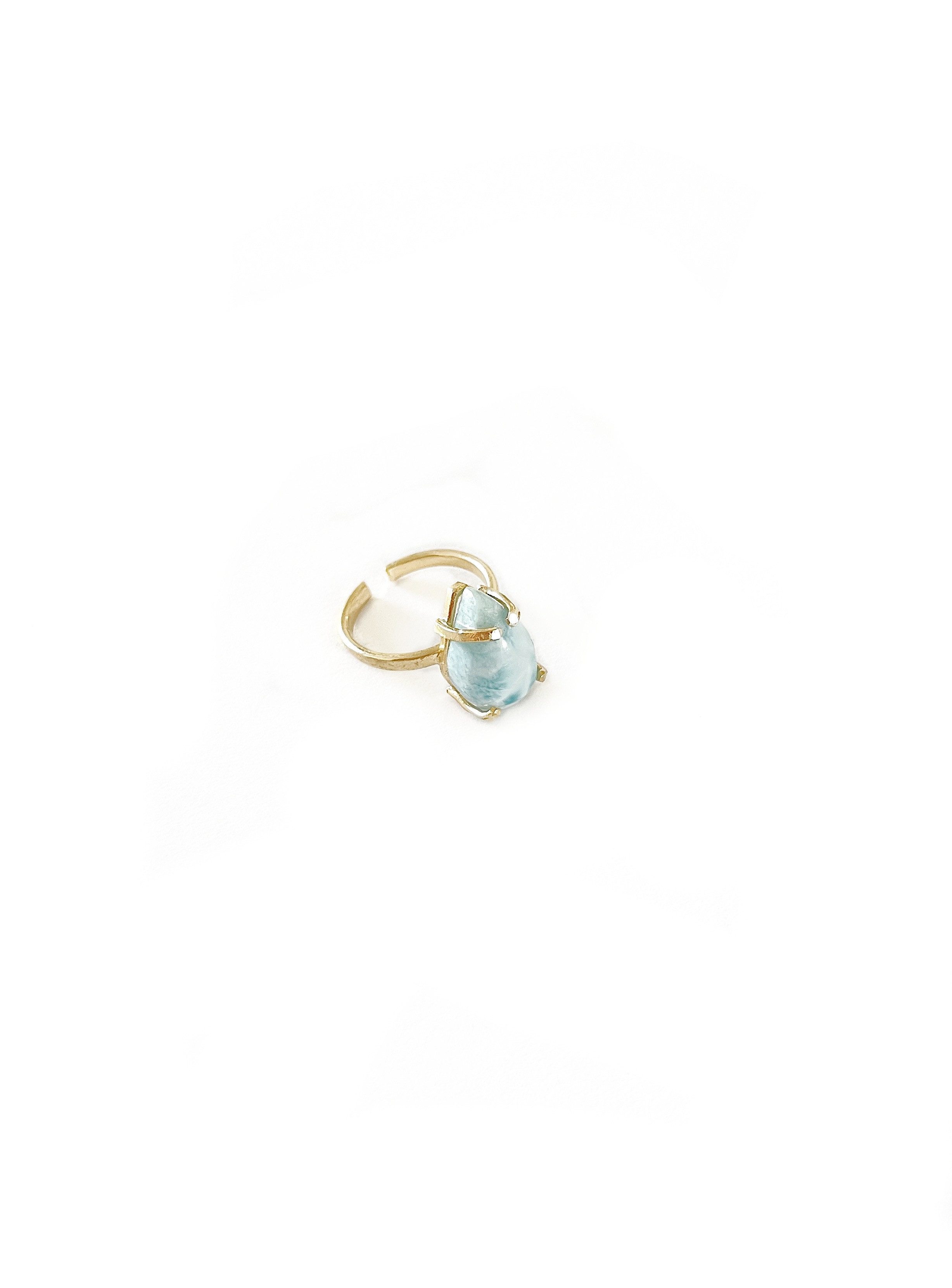 Crystal and Sage Jewelry Goldring Larimar Edelstein Ring gold filled, aus fairem Handel
