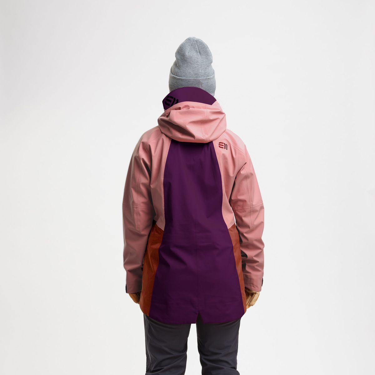 Elevenate Skijacke Women Pure 100 Jacket Funktionale Skijacke mit Gore-Tex® und verstellbarer Kapuze für