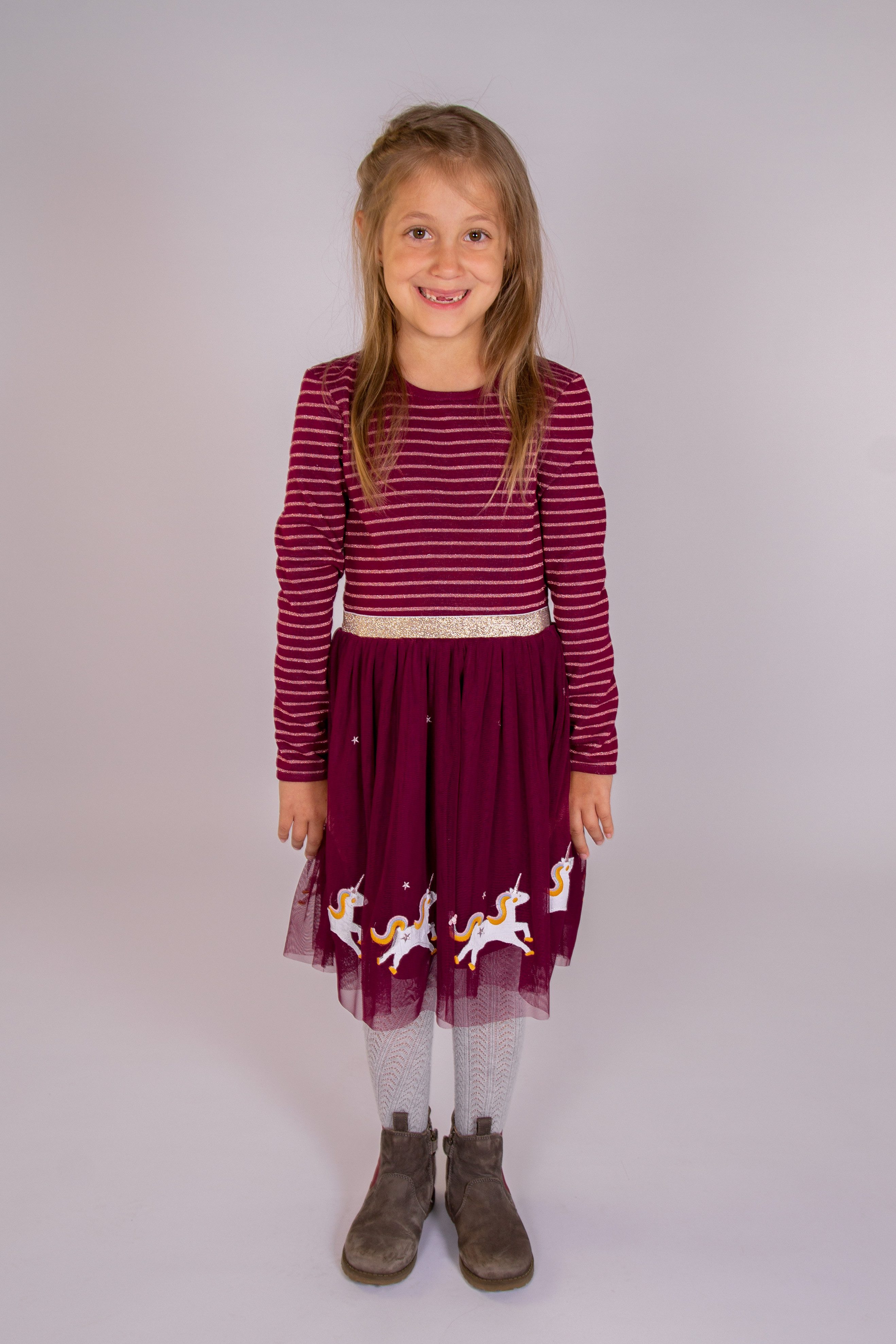 happy girls Midikleid mit hochwertigen Einhorn-Applikationen am Saum