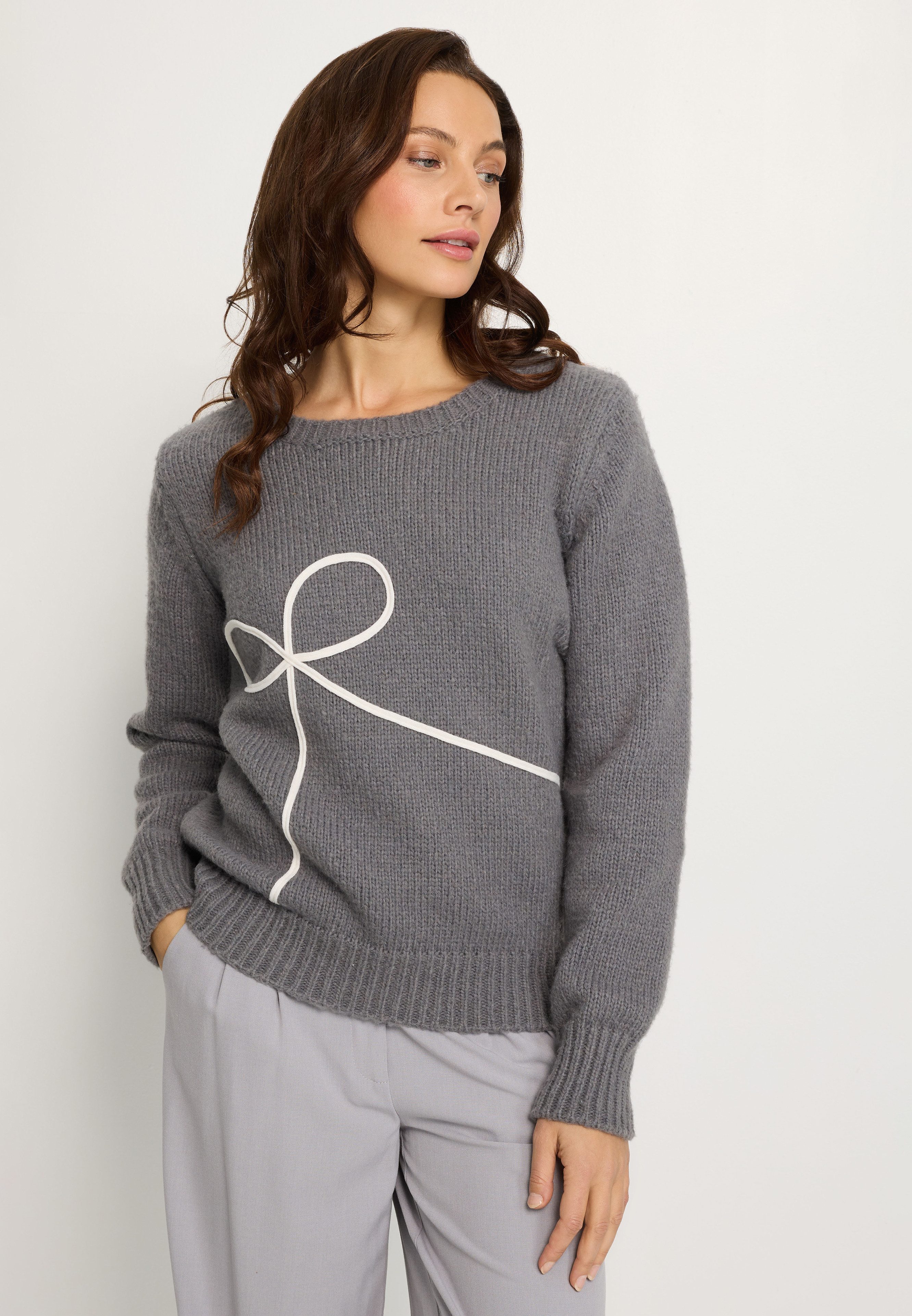 LASCANA Strickpullover mit Schleifen-Applikation vorne, casual