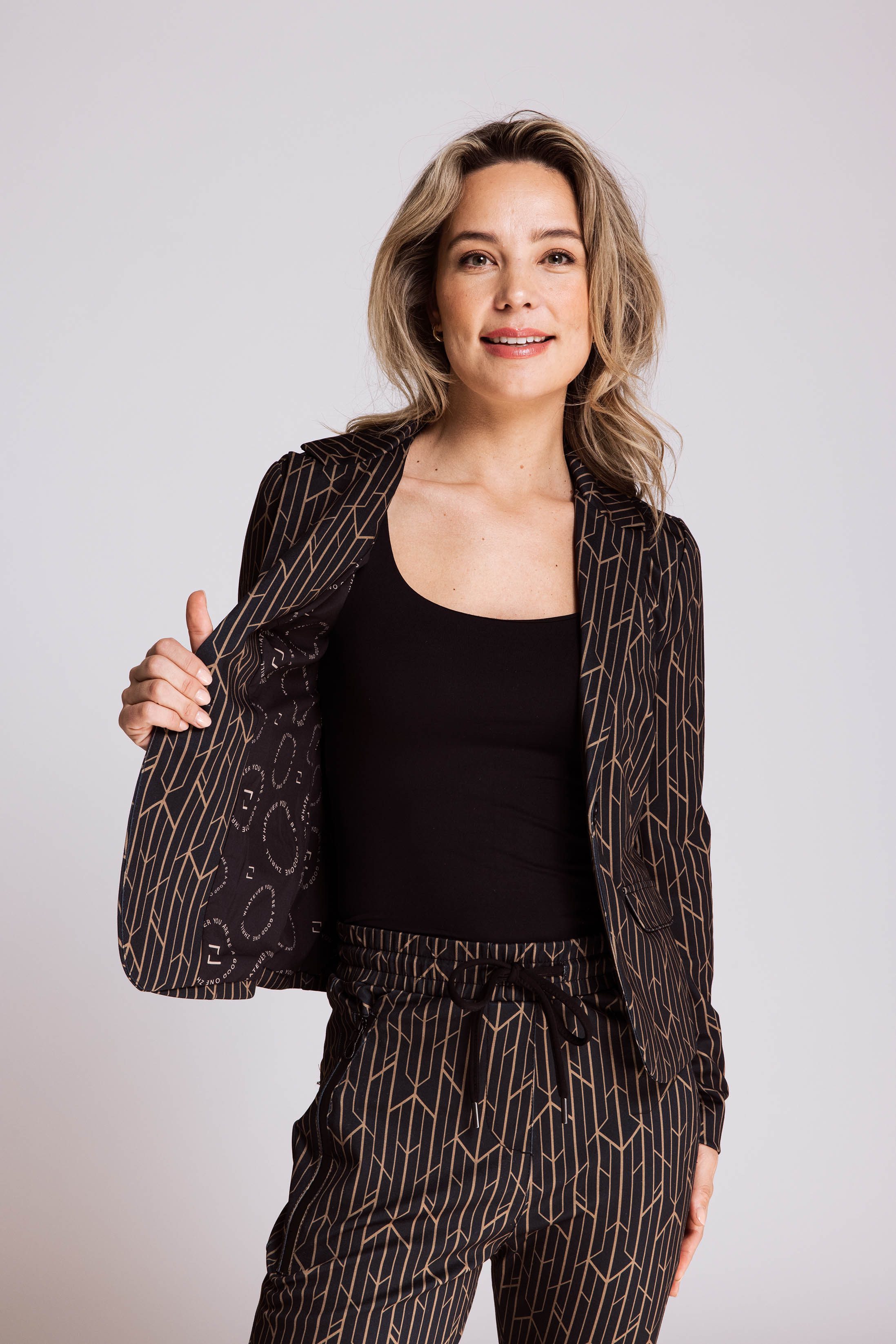 Zhrill Kurzblazer ZHBETSY ART günstig online kaufen