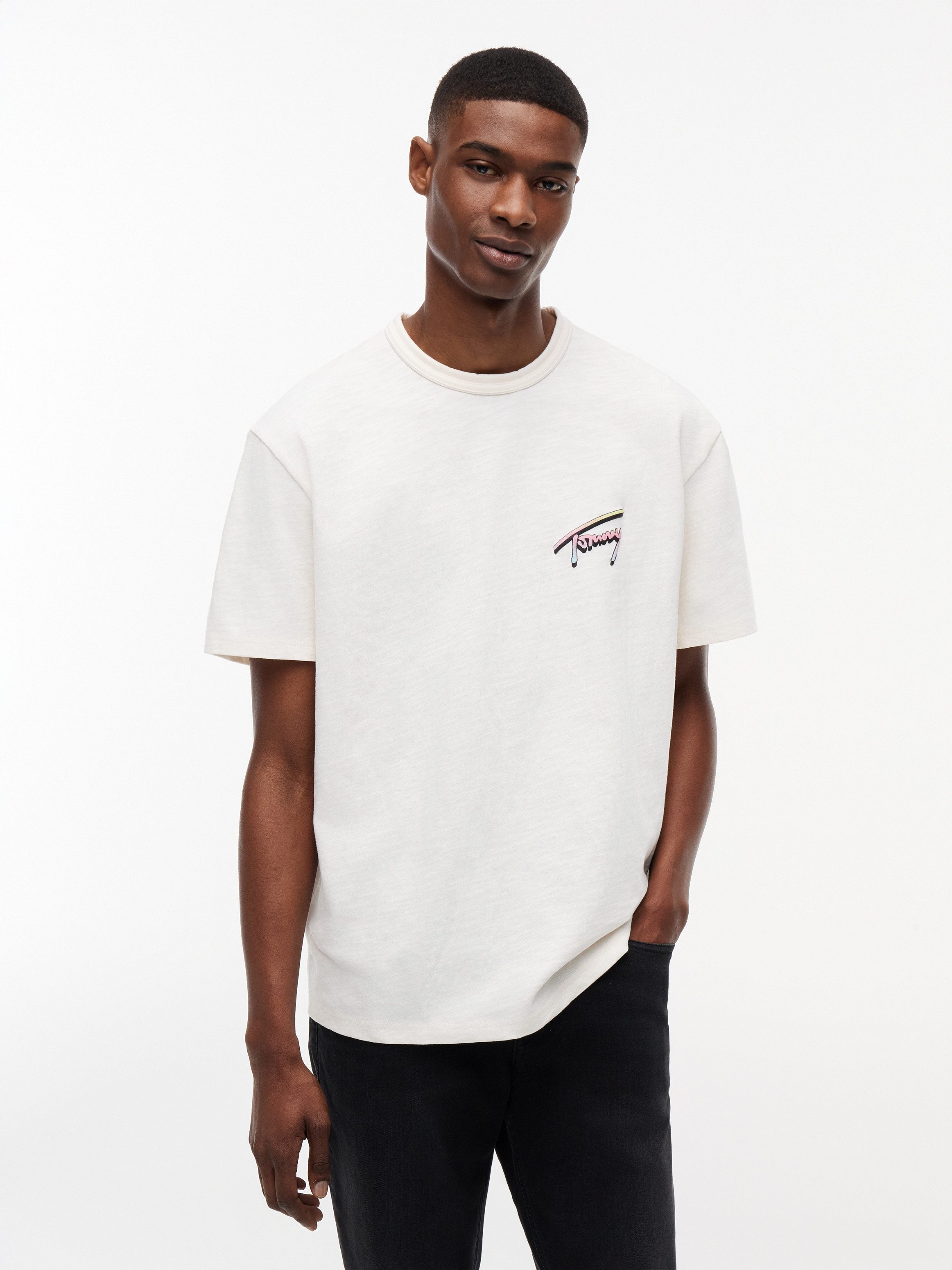 Tommy Jeans T-Shirt TJM RELAXED NOVELTY relaxed Fit mit strukturierter Rückengrafik