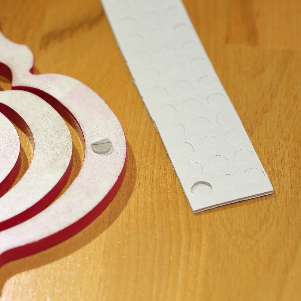 Melko Wanddekoobjekt Wandtattoo Wandaufkleber Herzen in 3D Optik Holz 5tlg. Set Wandbild (Stück), Herzen lassen sich zusammen oder getrennt befestigen