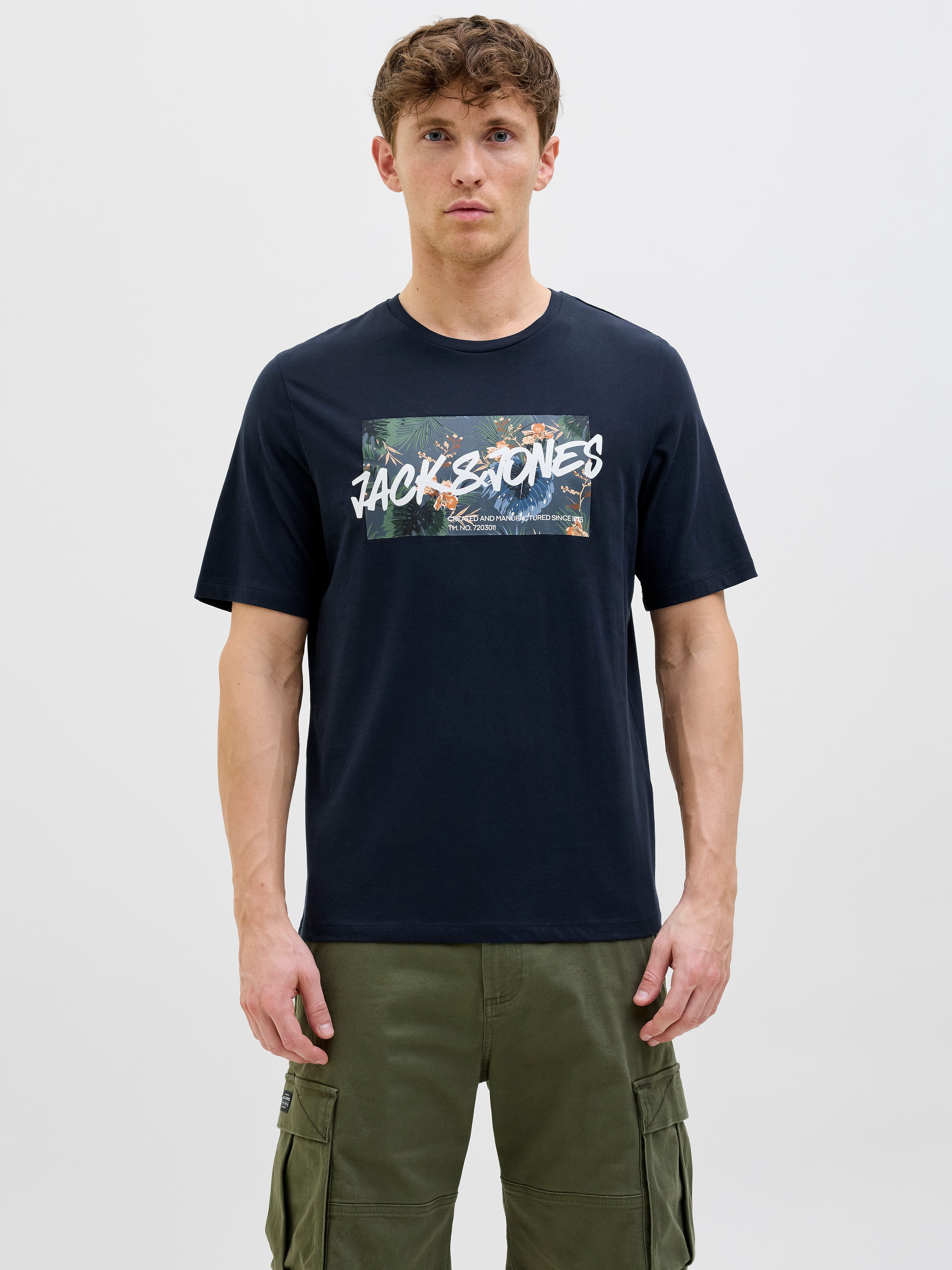 Jack & Jones Print-Shirt JJHAWAII SHAPE TEE SS CREW NECK günstig online kaufen