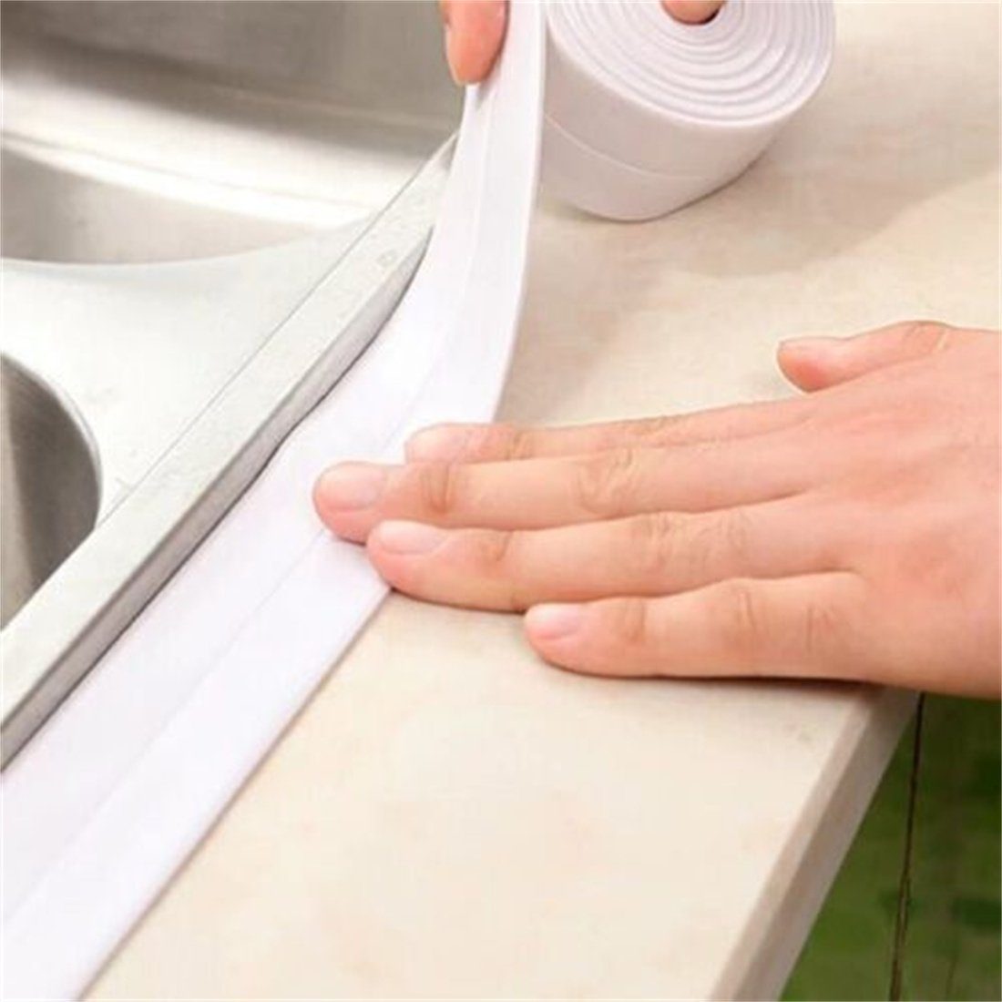 DÖRÖY Klebeband Wannendichtband Wanne breit3.8cm Badezimmer Küche selbstklebend Dusche