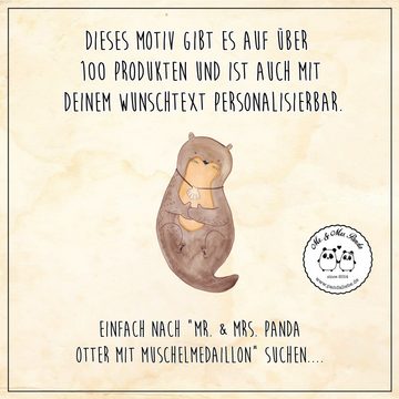 Mr. & Mrs. Panda Poster DIN A5 Otter Muschel - Weiß - Geschenk, träumen, Bild, Küchenposter, Otter mit Muschelmedaillon (1 St), Detailreiche Motive