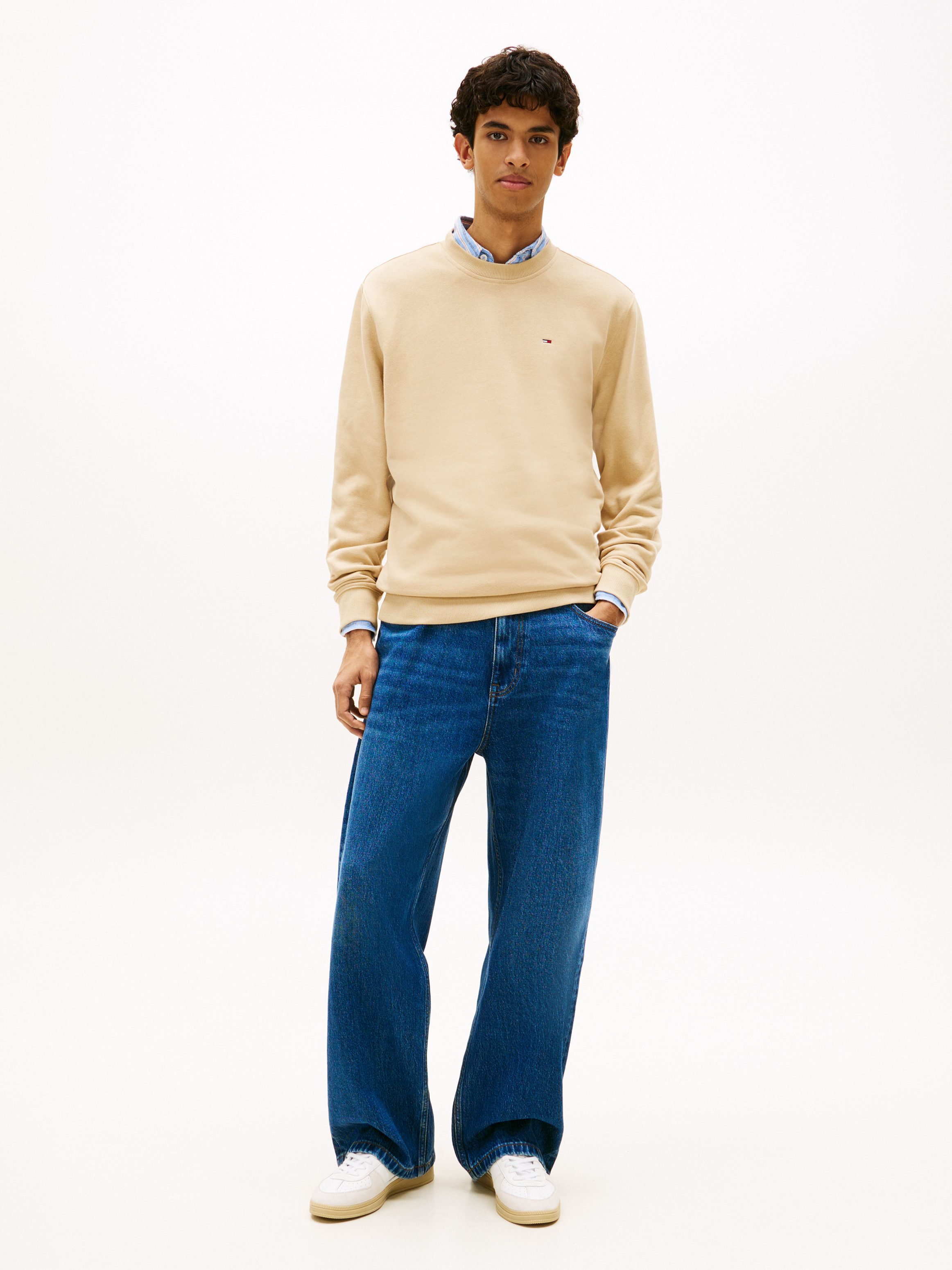 Tommy Jeans Sweatshirt TJM REGULAR FLAG CREW NECK Mit besticktem Markenlogo auf Brusthöhe