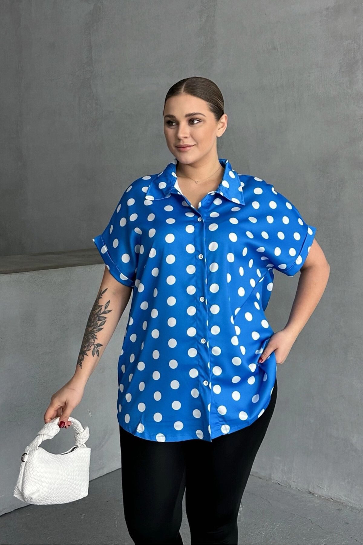 Stil Diva Businesshemd Plus Size Kurzarmhemd mit Knopfleiste und Polka-Dots