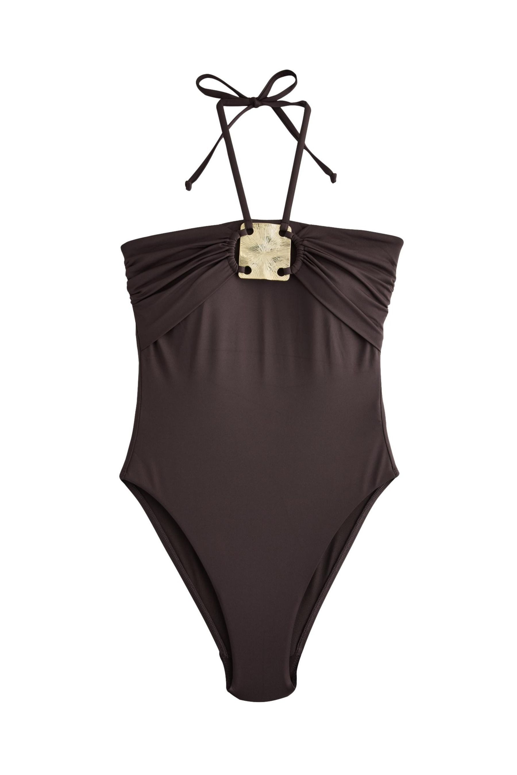 Next Badeanzug Figurformender Bandeau-Badeanzug mit Metalldetails (1-St)