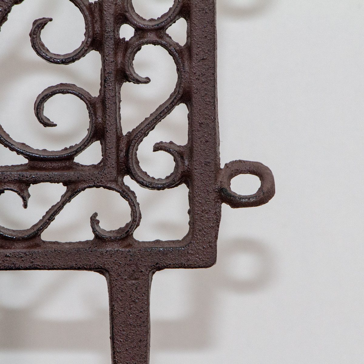 Antikas Gartenfigur Beetzaun, klein, Beeteinfassung aus Gusseisen, Ziergitter, mit Haken &