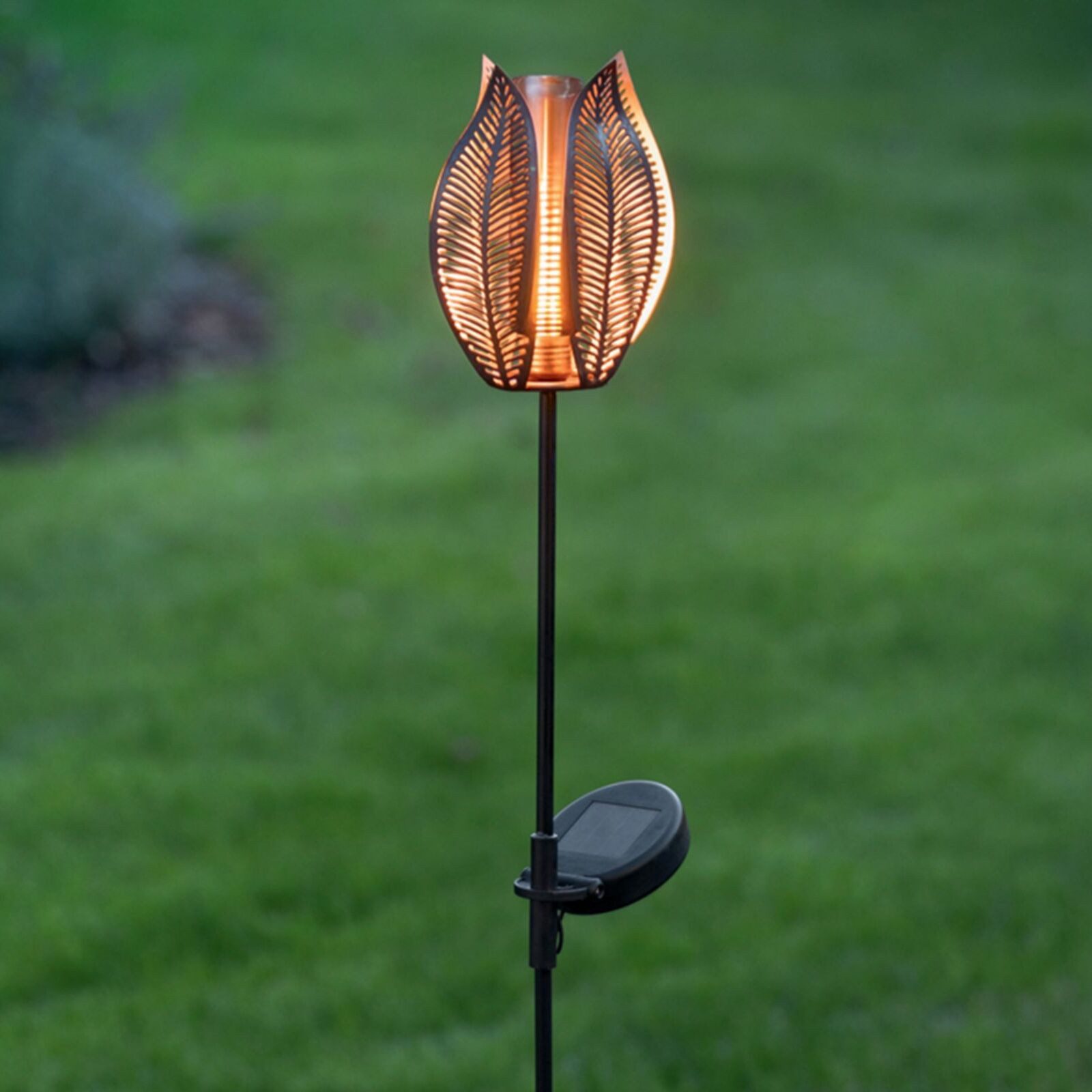 Frank Flechtwaren Gartenstecker "Blume" 84 cm hoch, Solar LED Dekostecker wetterfest, Solarlampe Outdoor Solarleuchte für Draußen