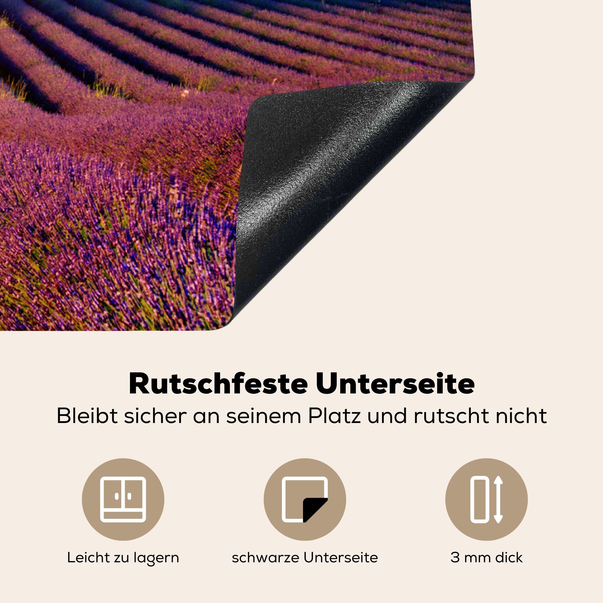 Vinyl, Arbeitsplatte (1 für MuchoWow küche 83x51 eines in Lavendelfeldes Frankreich, cm, Bild Valensole, Ceranfeldabdeckung, violetten Herdblende-/Abdeckplatte tlg),