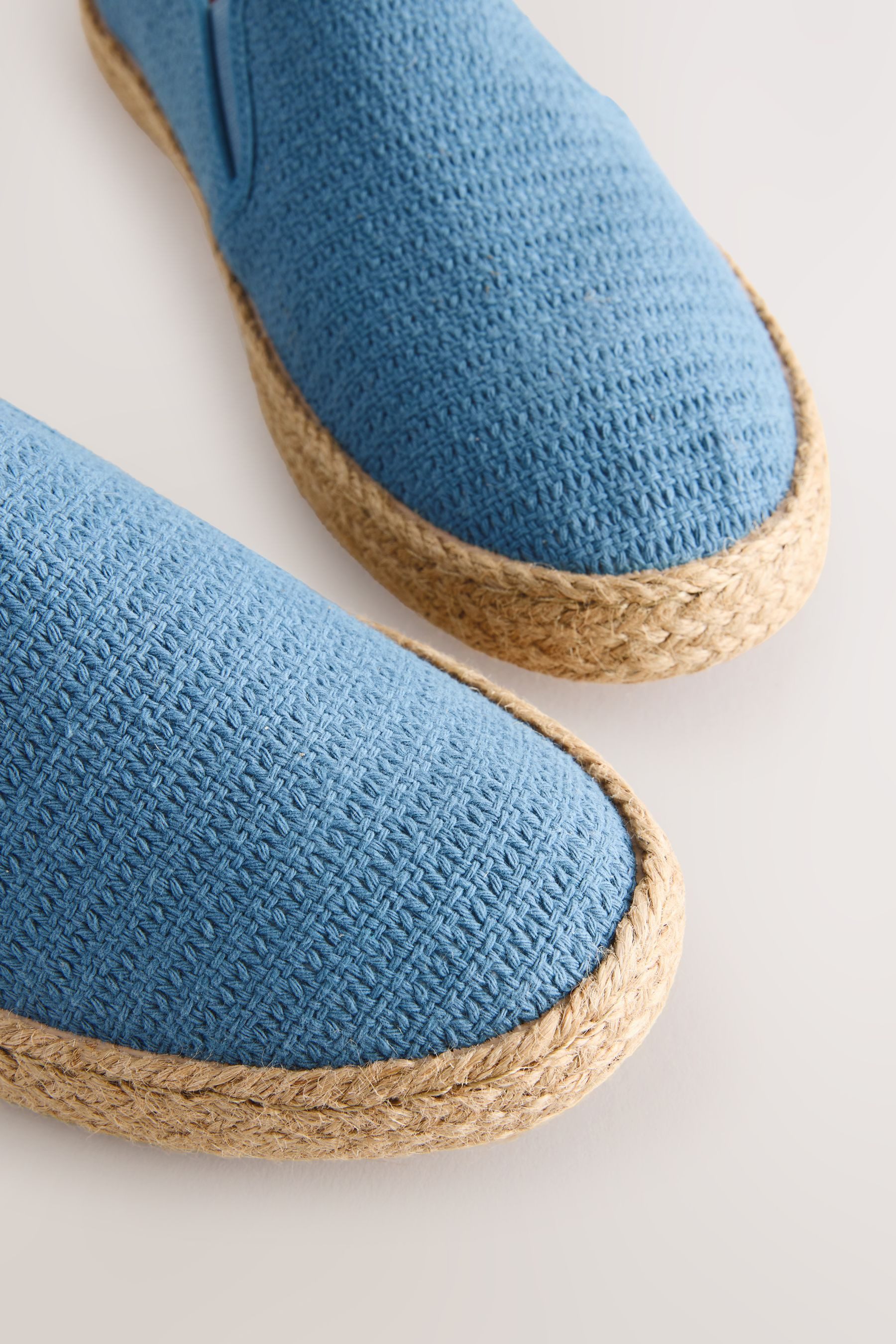 Next Strukturierte Espadrilles-Schlupfschuhe Espadrille (1-tlg)