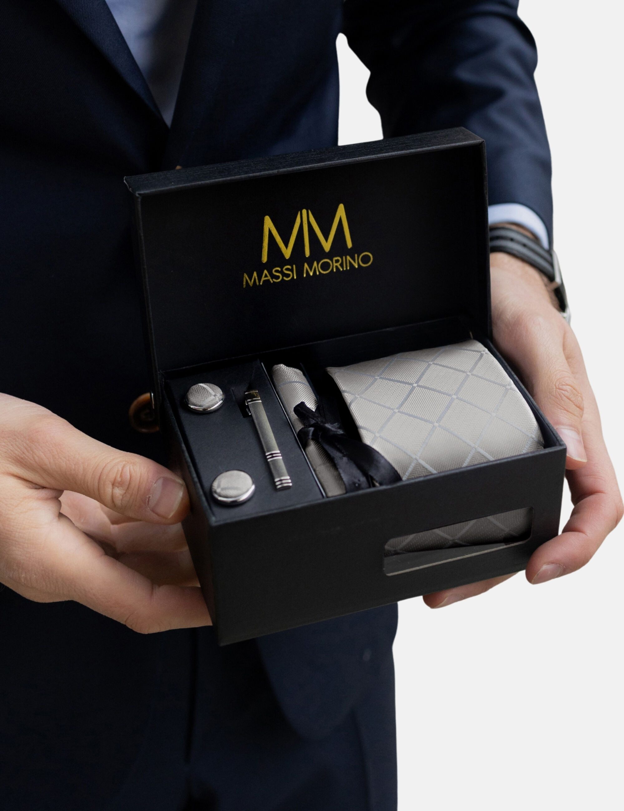 Massi Morino Krawatte (1-St) mit Einstecktuch, Manschettenknöpfen und Krawa günstig online kaufen