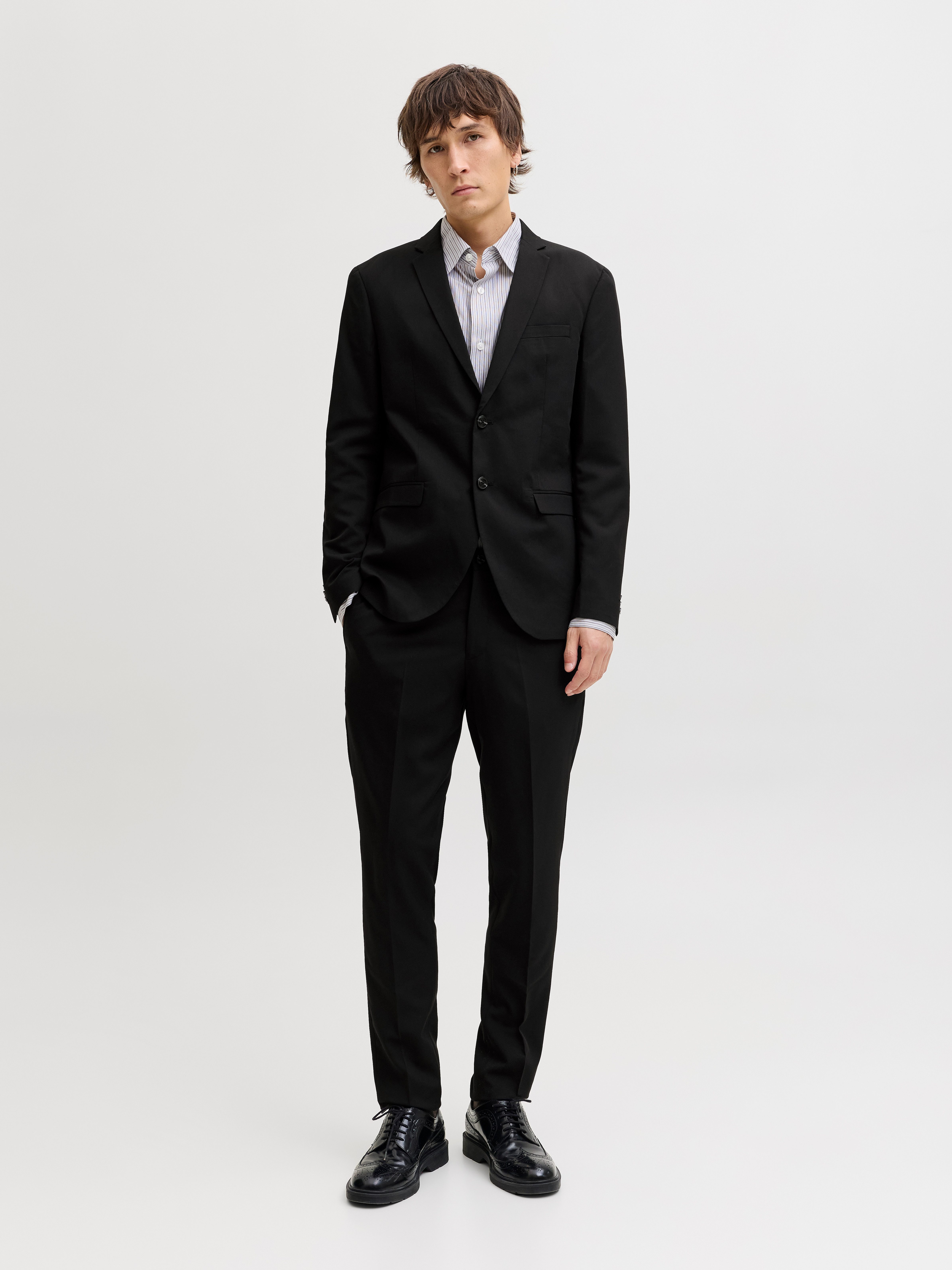 Jack & Jones Anzug JPRFRANCO Extra schmal, pflegeleicht, stilvoll mit fallendem Revers (Packung, 2-tlg) unifarben, modisch, slim fit, Kunstfaser