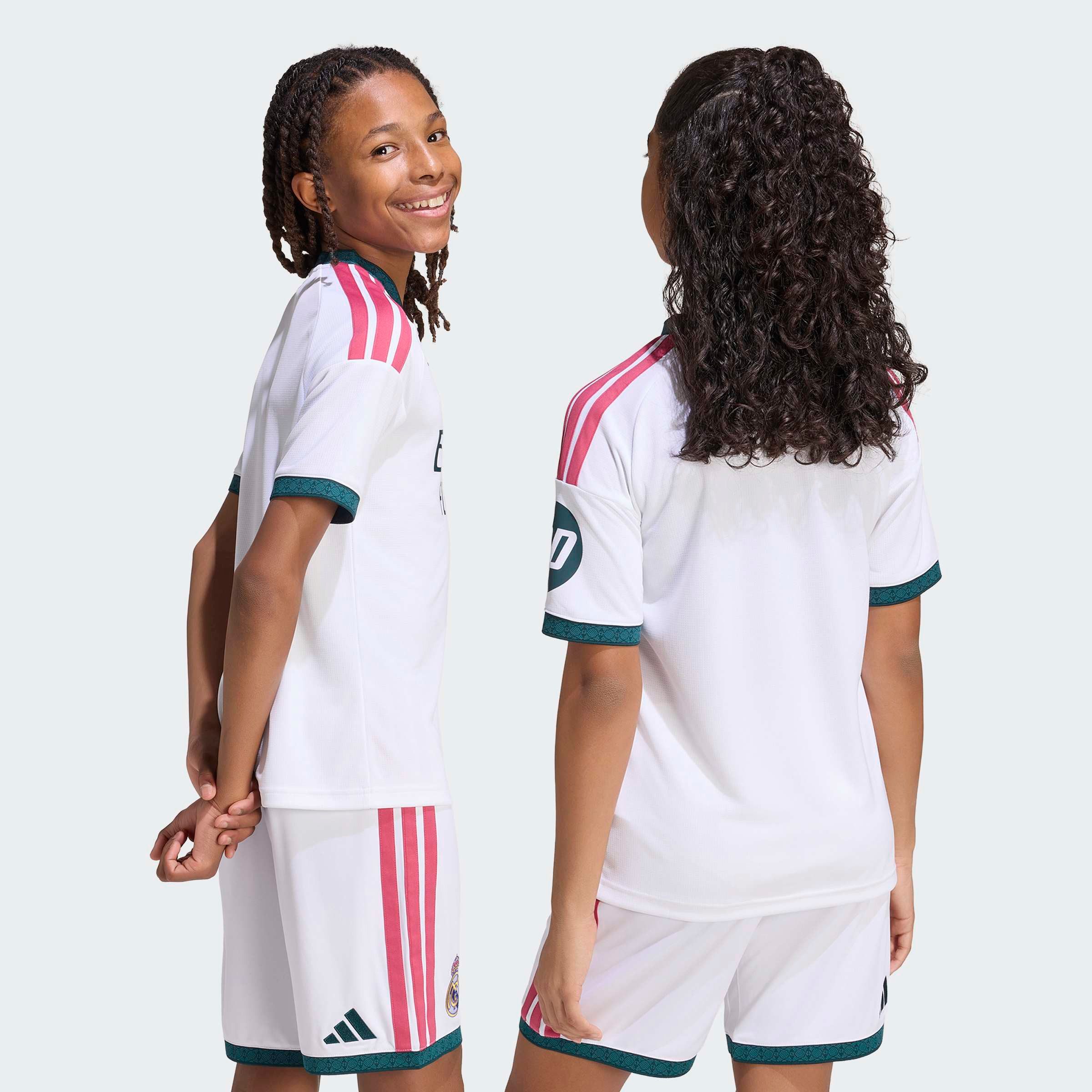 adidas Performance Fußballtrikot REAL MADRID 26/27 KIDS HEIMTRIKOT mit Rundhalsausschnitt, mit Climacool Technologie