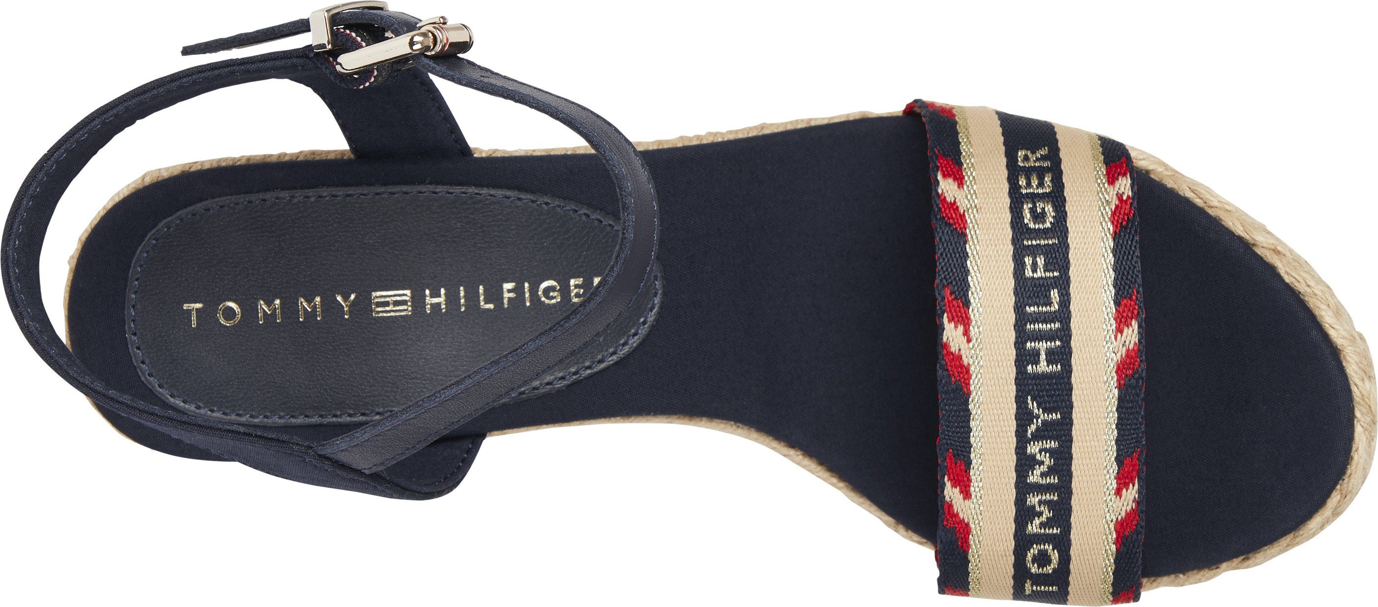 Tommy Hilfiger dunkelblau Logoschriftzug WEBBING HIGH mit CORPORATE High-Heel-Sandalette WEDGE